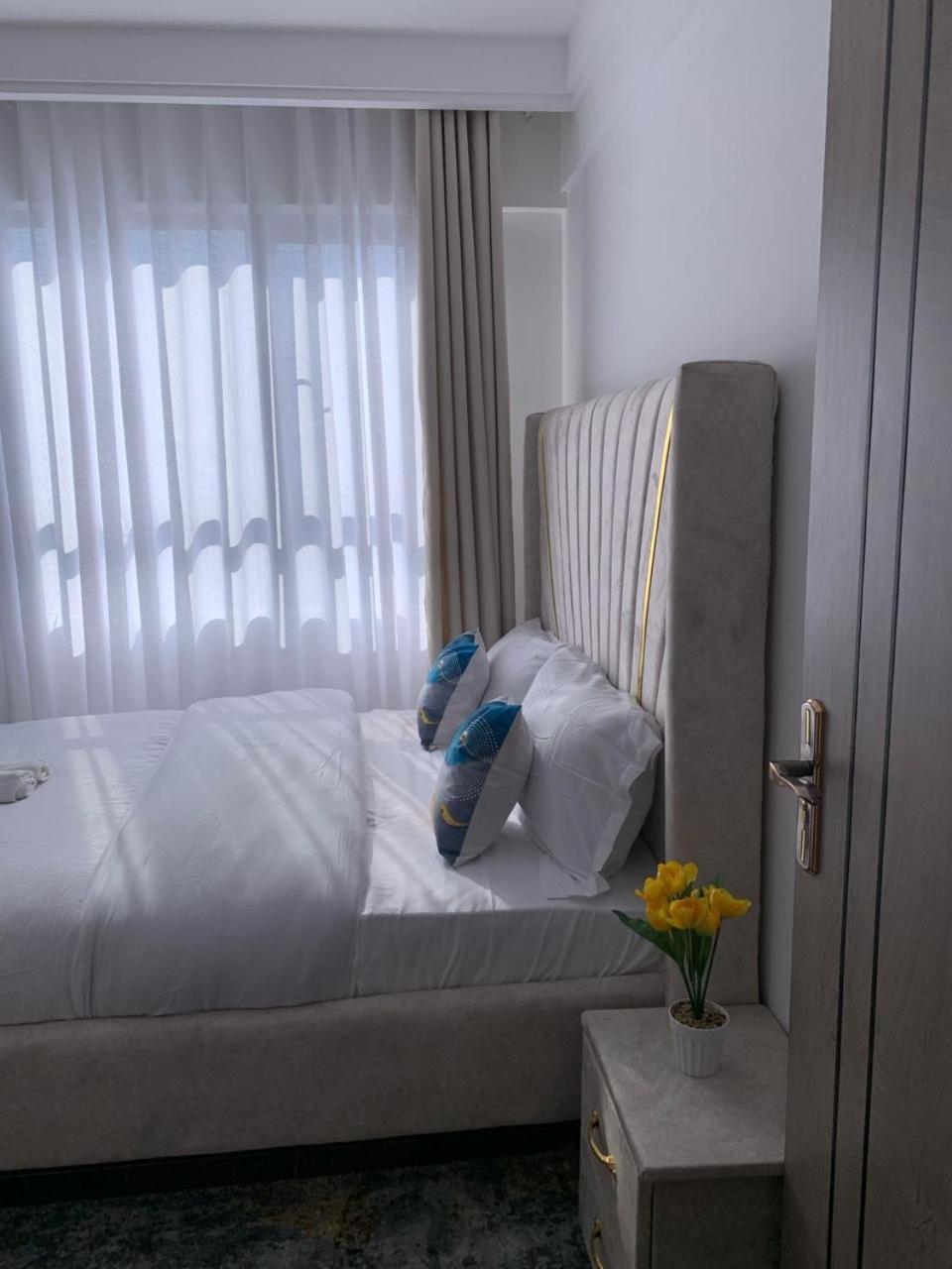 Lilly Serene Homes by Edmor Suites view 5