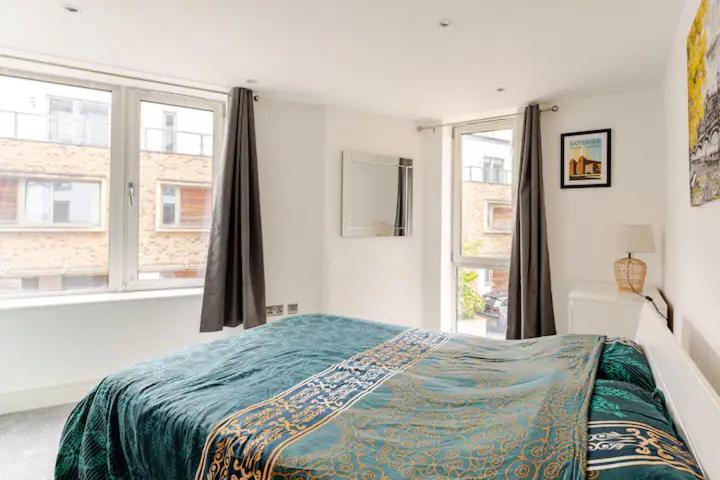 Brand New Flat in Central London with Car Park