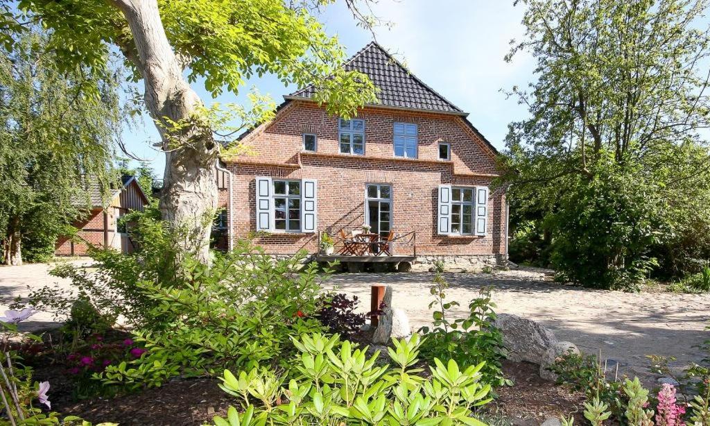 Haus zu den Büschen 03 view 5