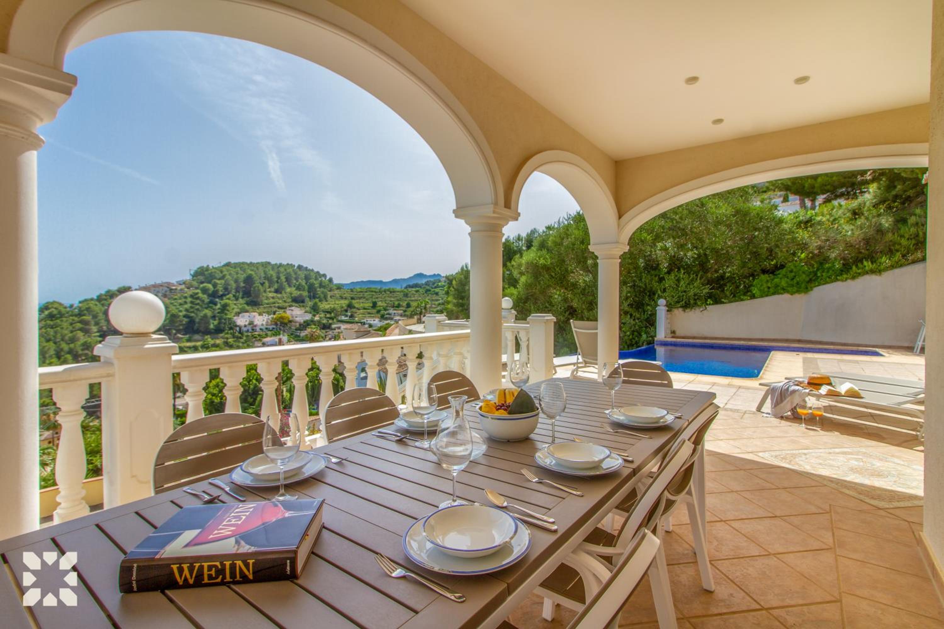 Villa Treveris by Abahana Villas photo 4