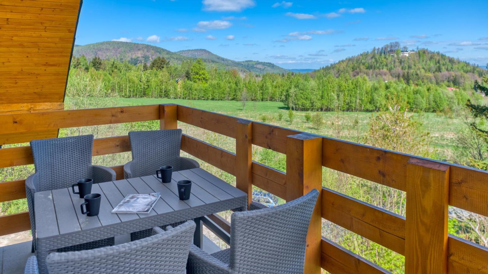 Apartamenty dwupoziomowe KARKONOSKIE KOLORY by Royal Aparts