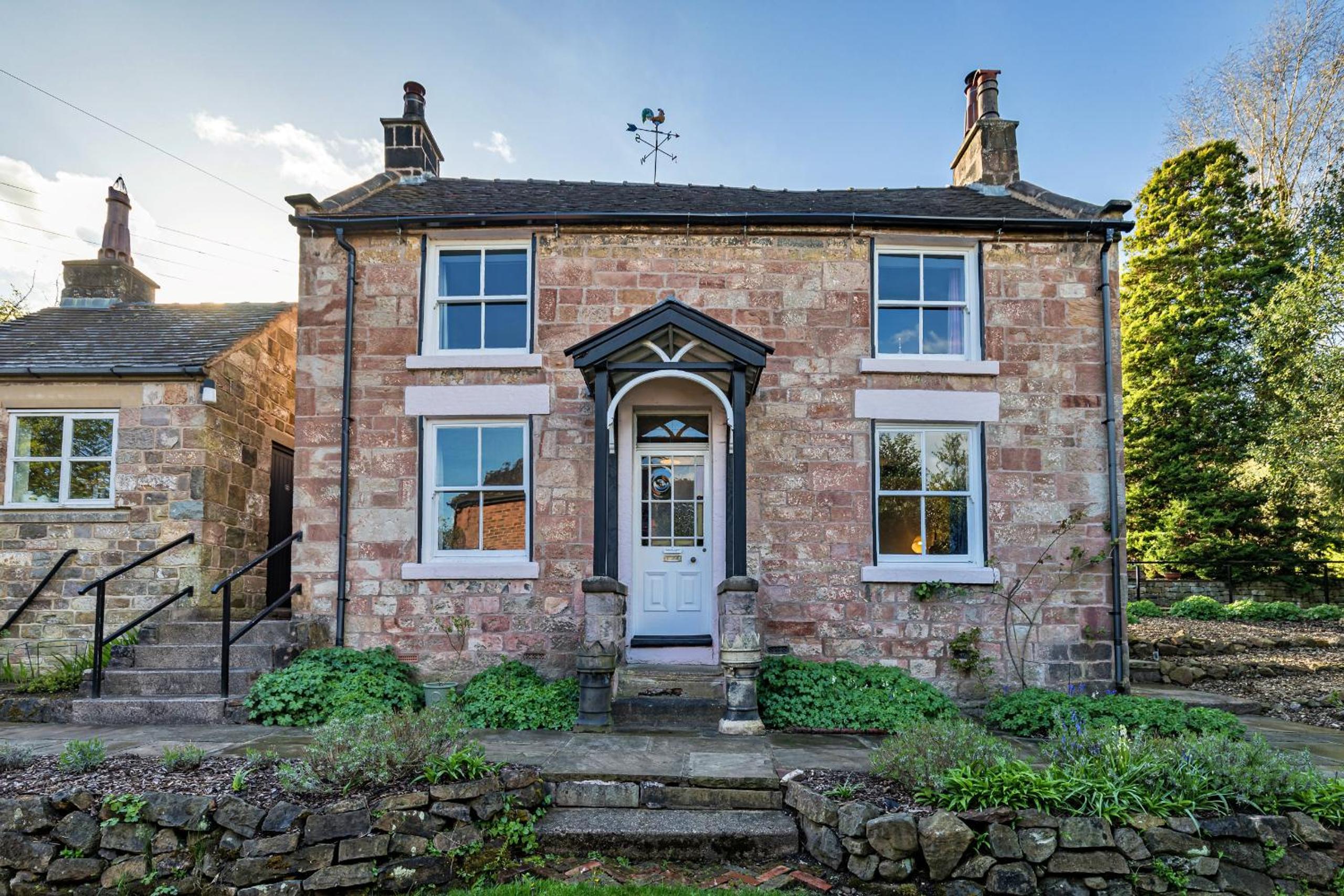 Finest Retreats - Spring Cottage