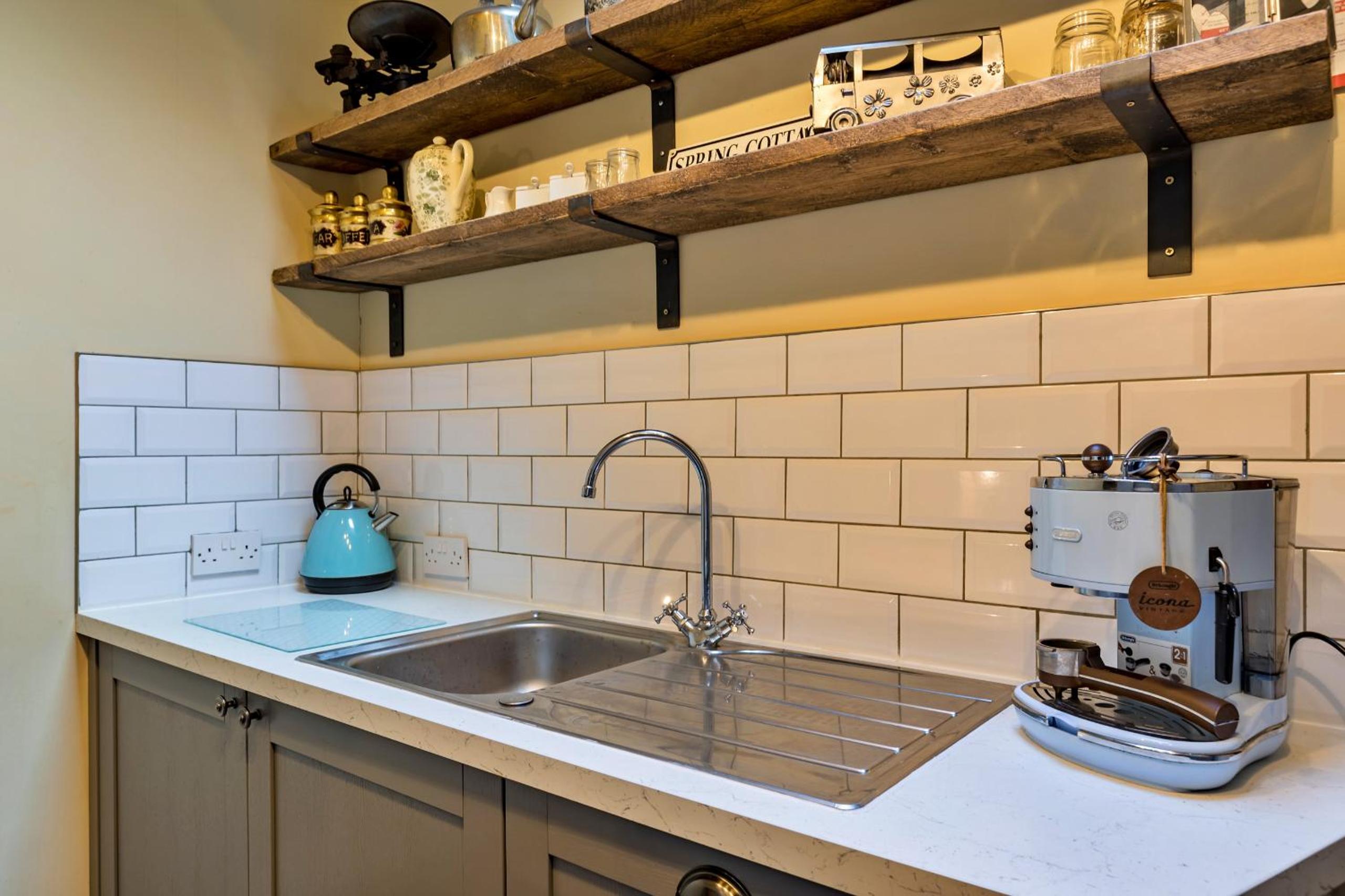 Finest Retreats - Spring Cottage