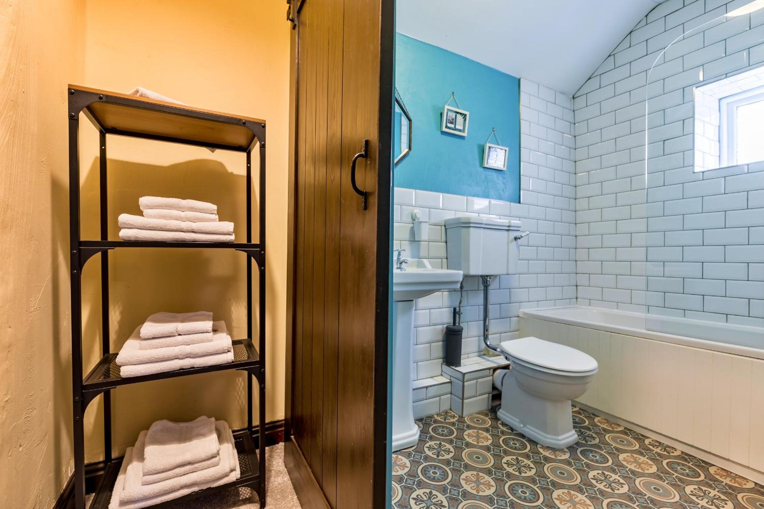 Finest Retreats - Spring Cottage
