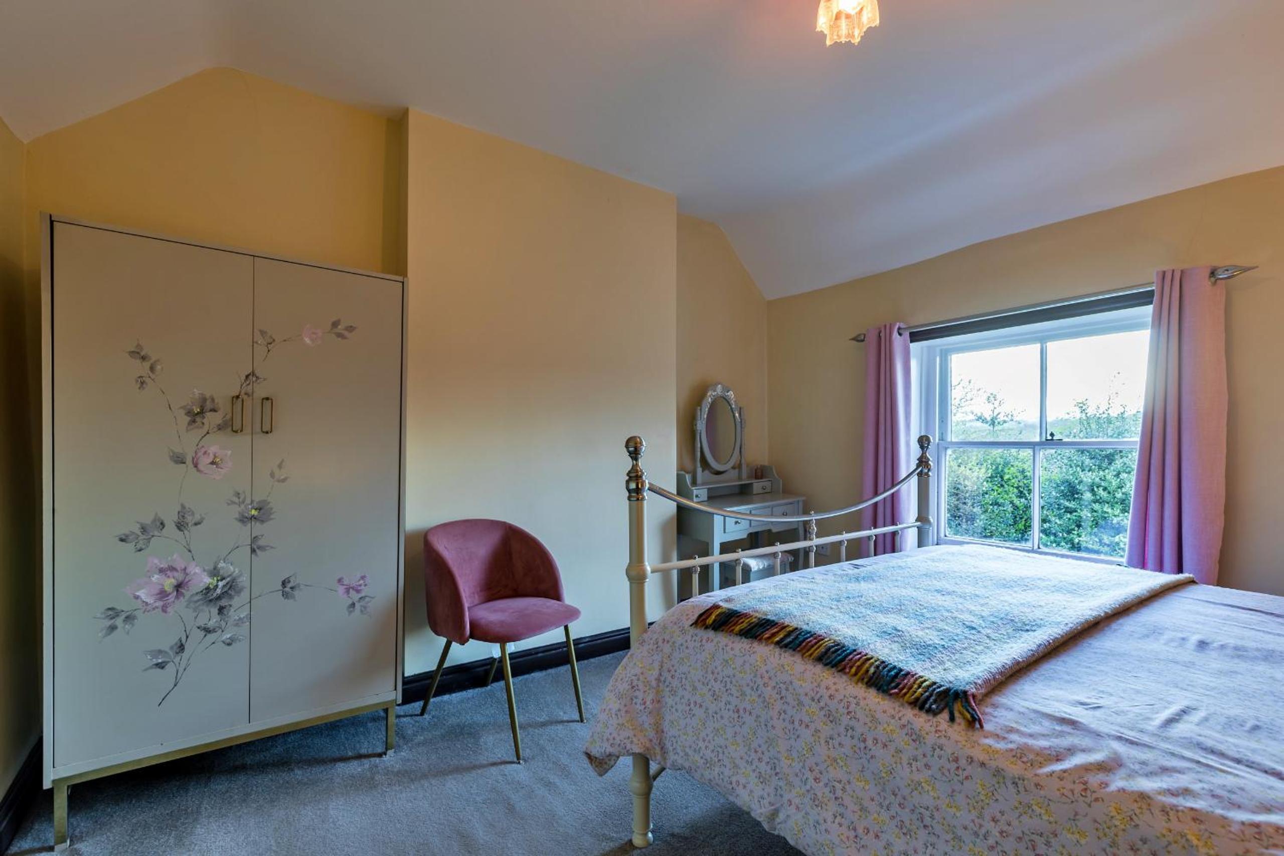Finest Retreats - Spring Cottage