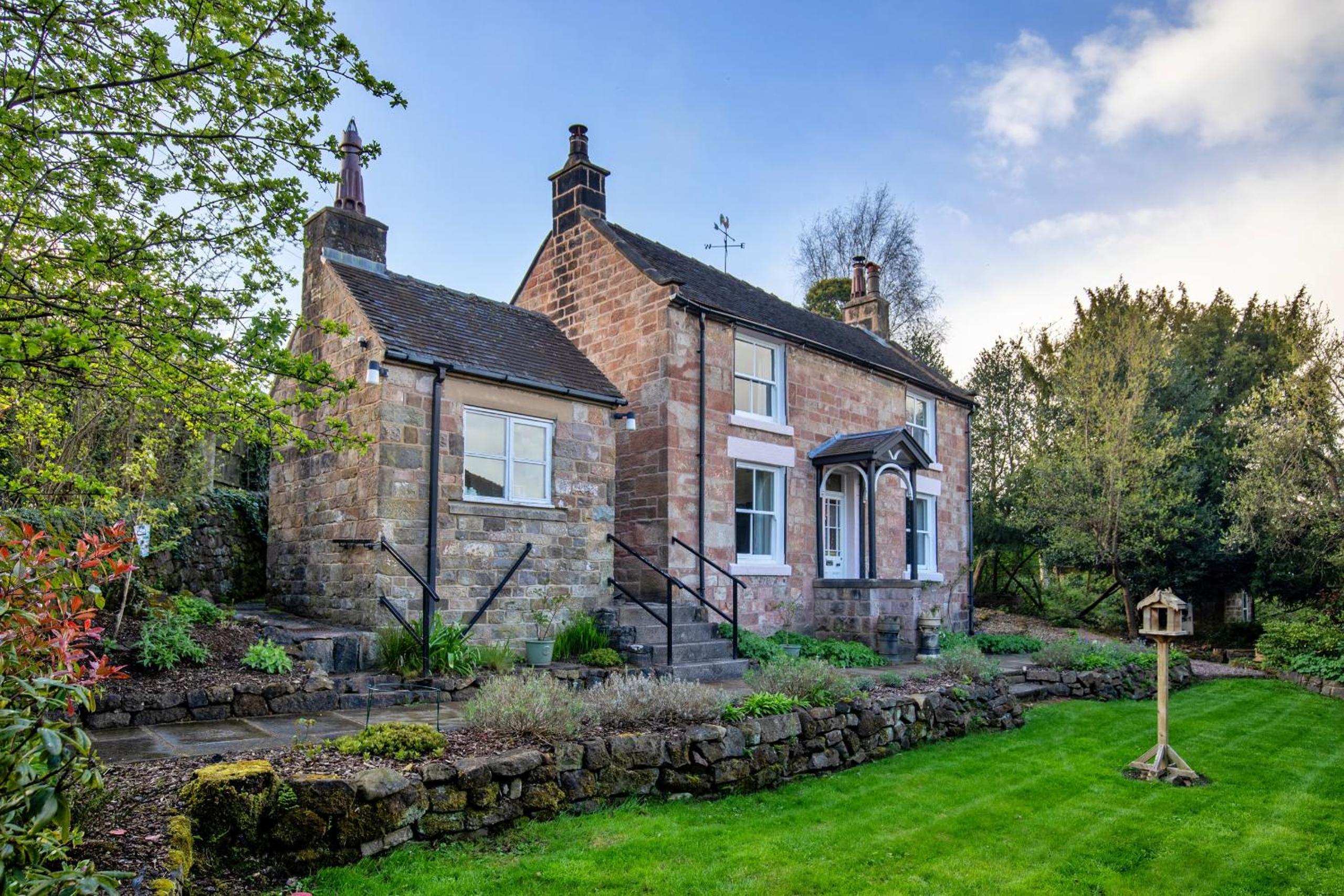 Finest Retreats - Spring Cottage