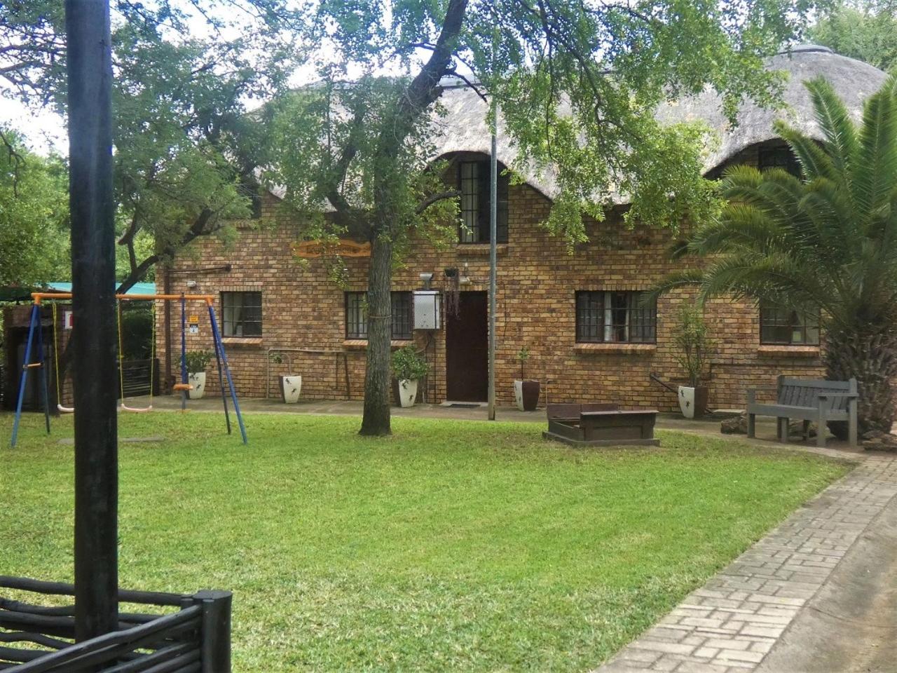 Photo 8