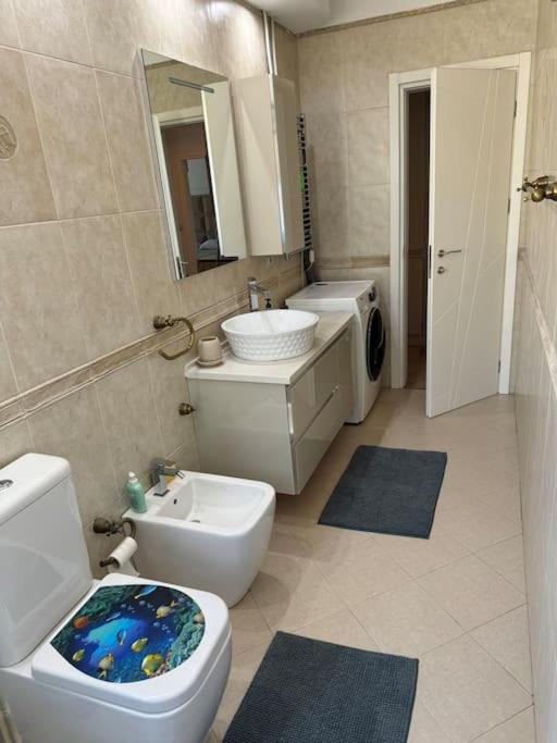 Leos Apartment