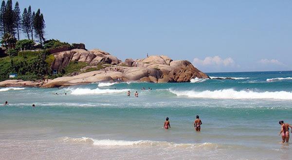 Via Praia Apart Hotel