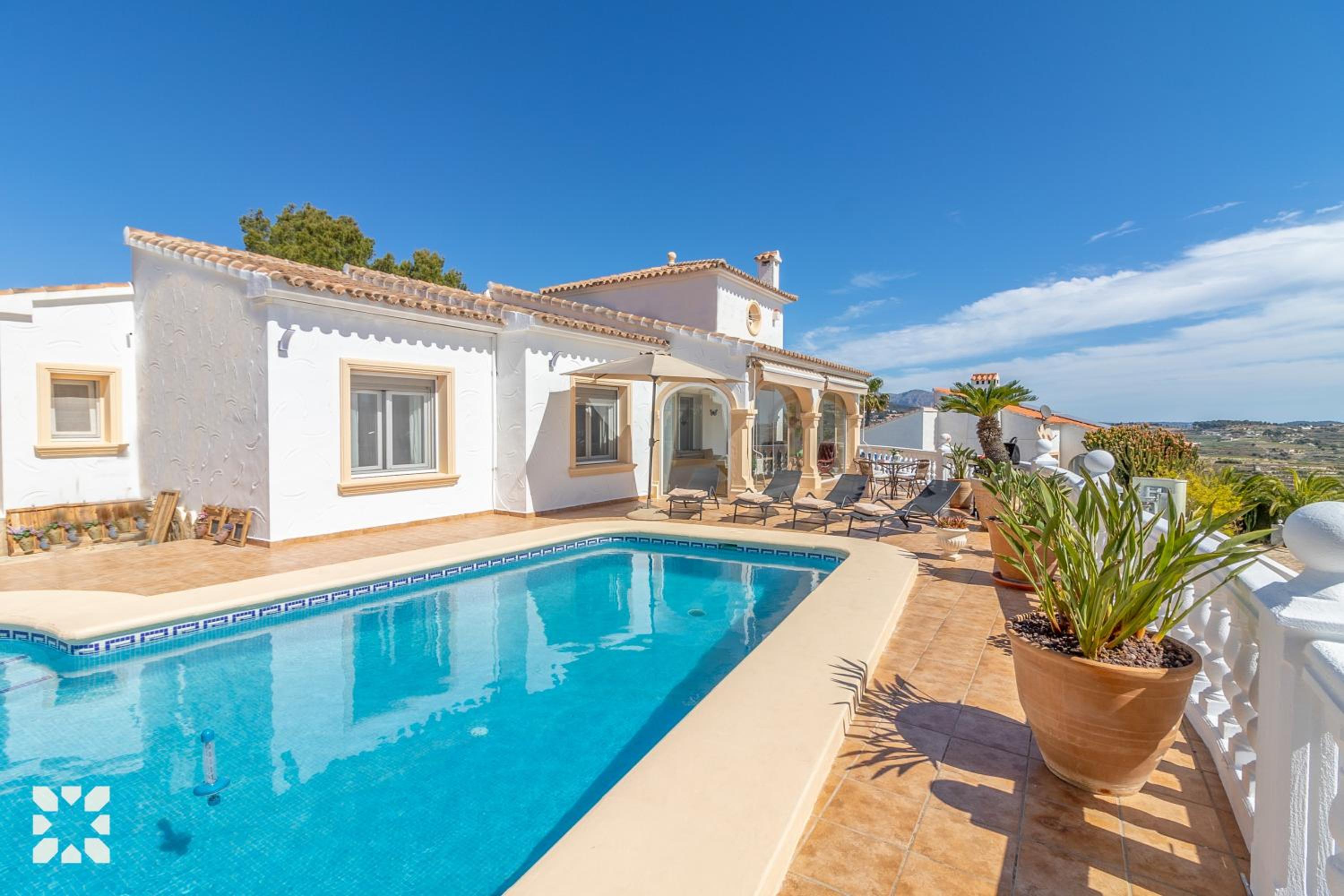 Villa Teuladi by Abahana Villas