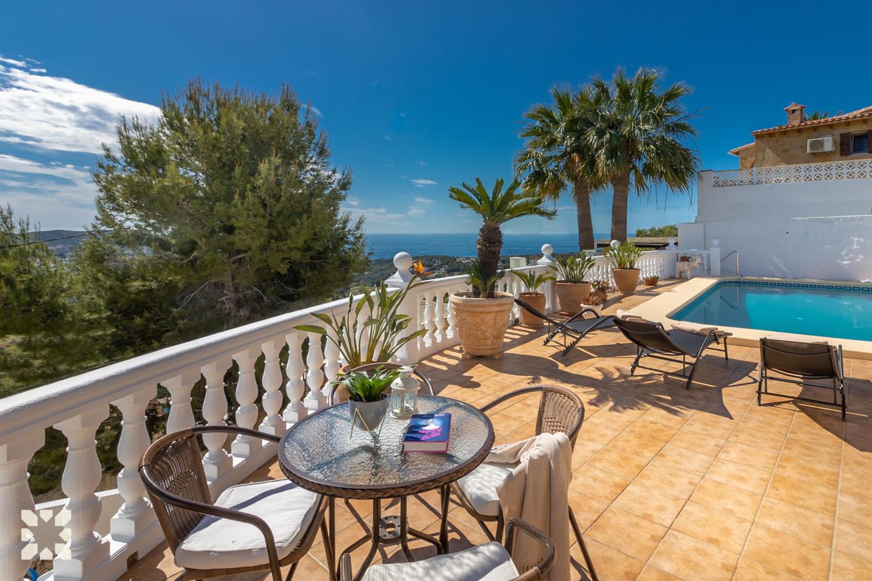 Villa Teuladi by Abahana Villas