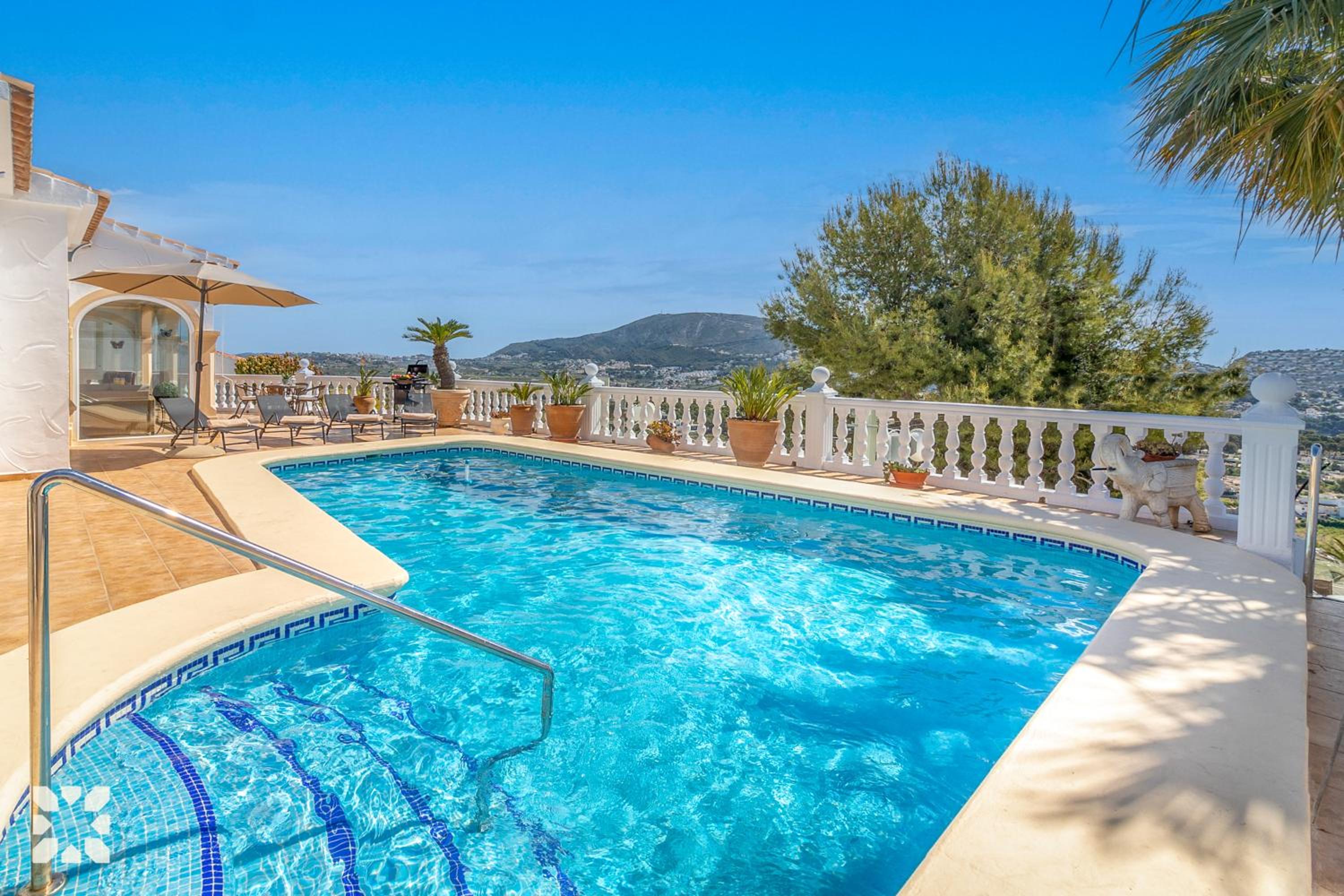 Villa Teuladi by Abahana Villas