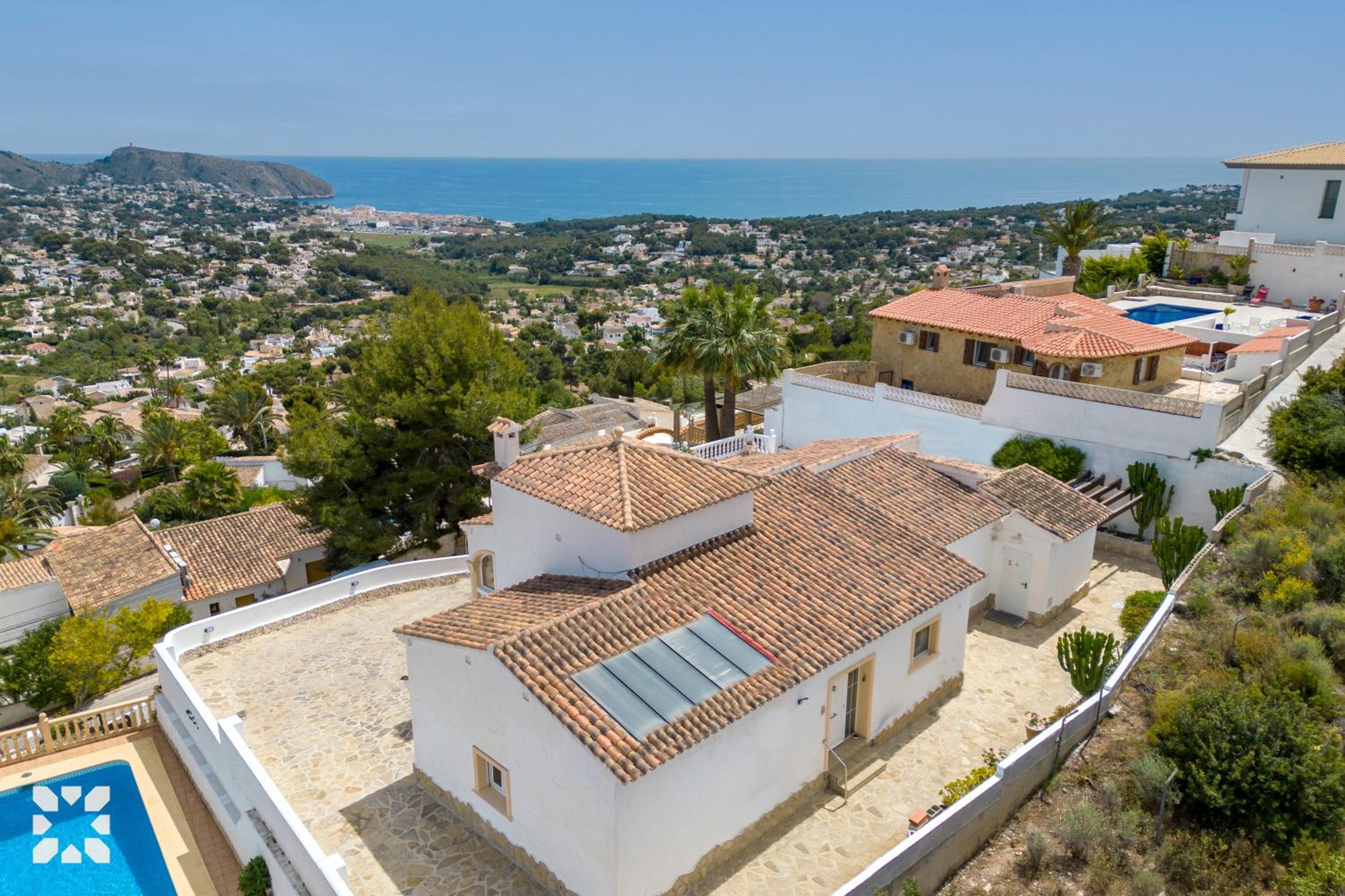 Villa Teuladi by Abahana Villas