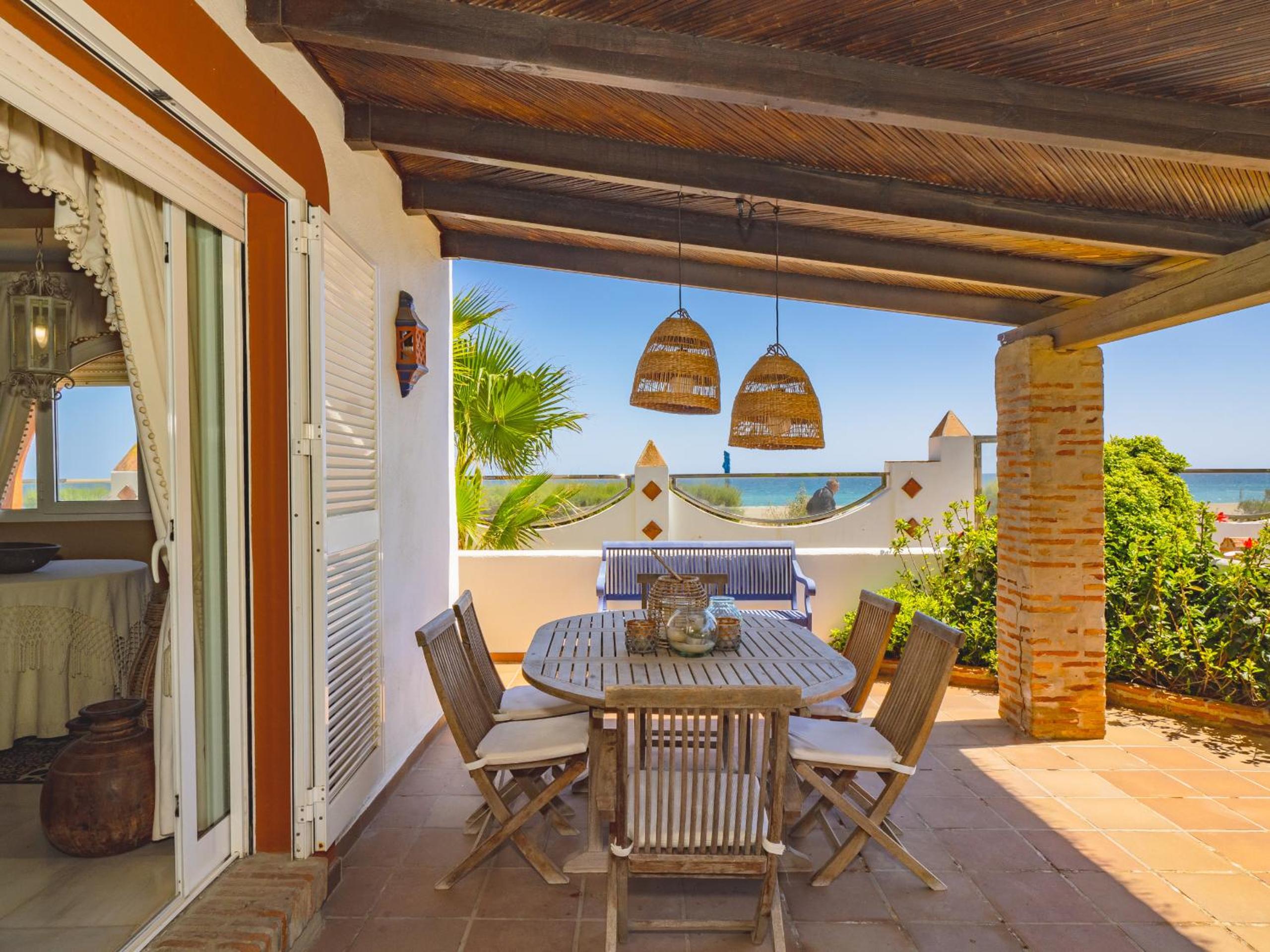 Cubo's Beachfront Marina de Casares House