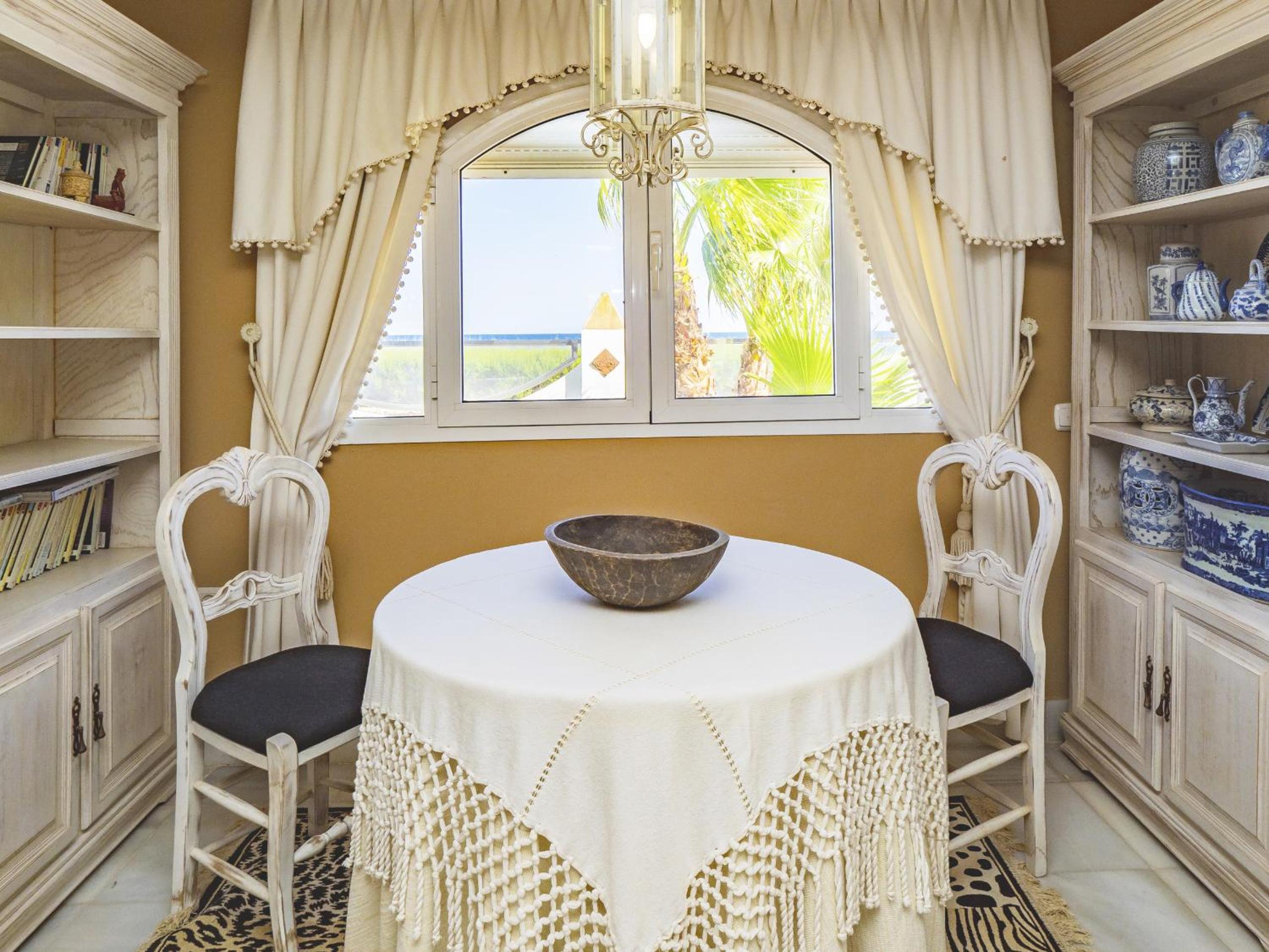 Cubo's Beachfront Marina de Casares House