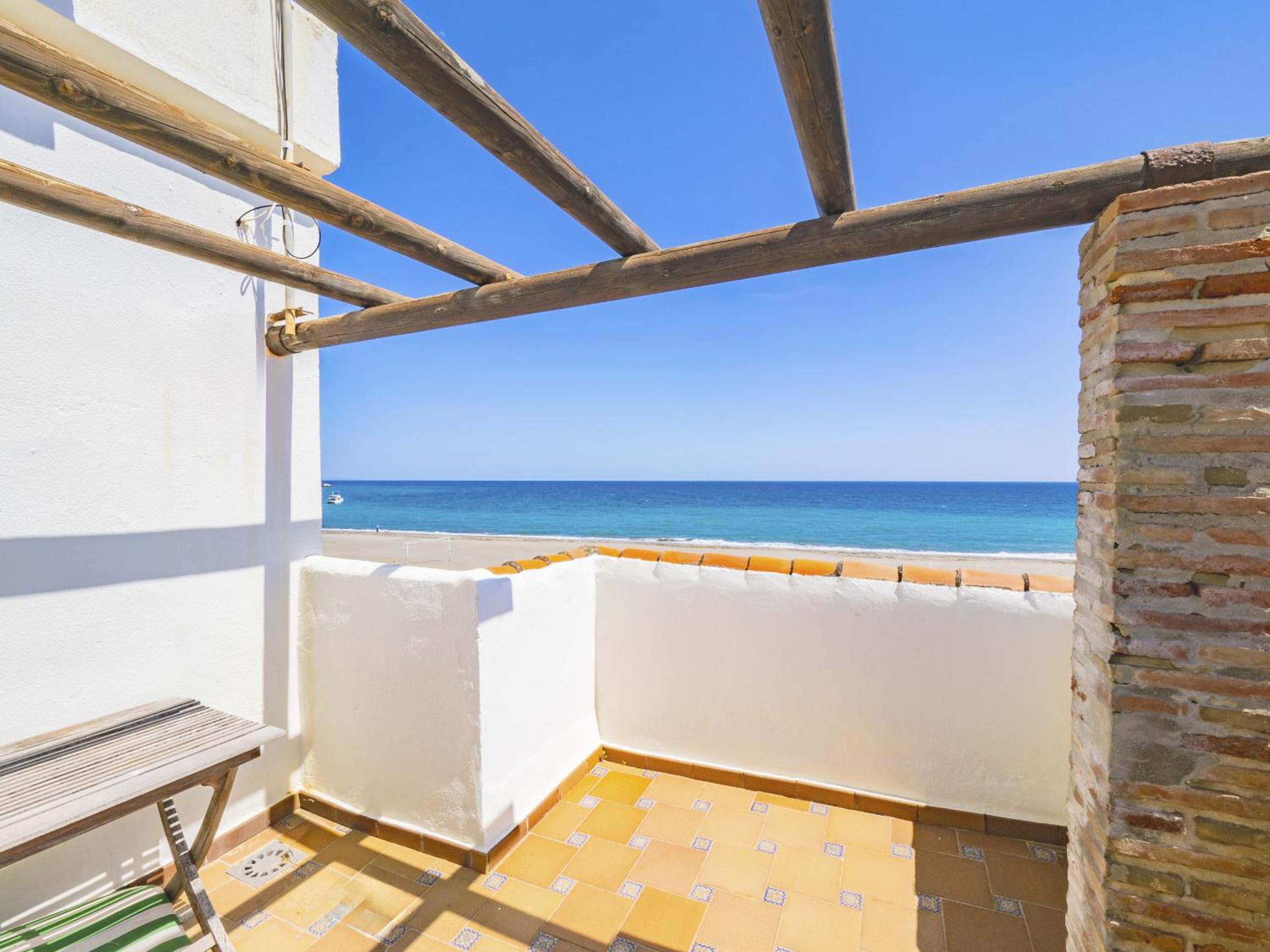 Cubo's Beachfront Marina de Casares House