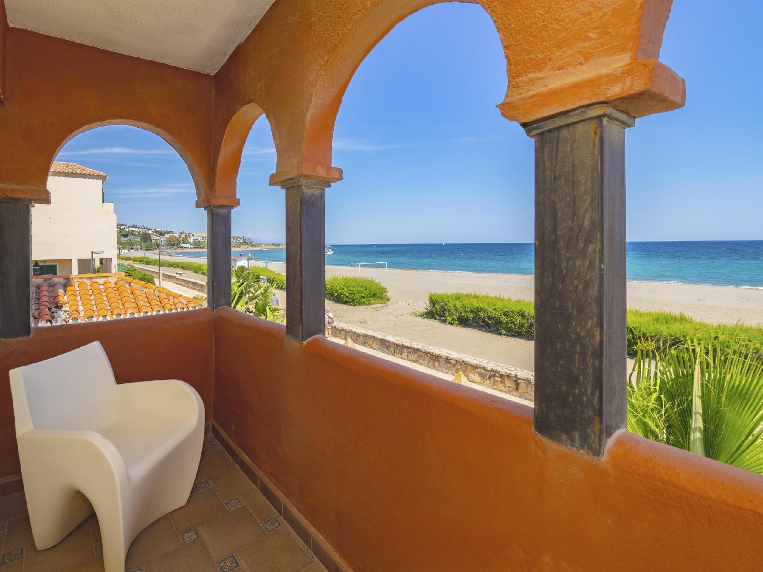 Cubo's Beachfront Marina de Casares House