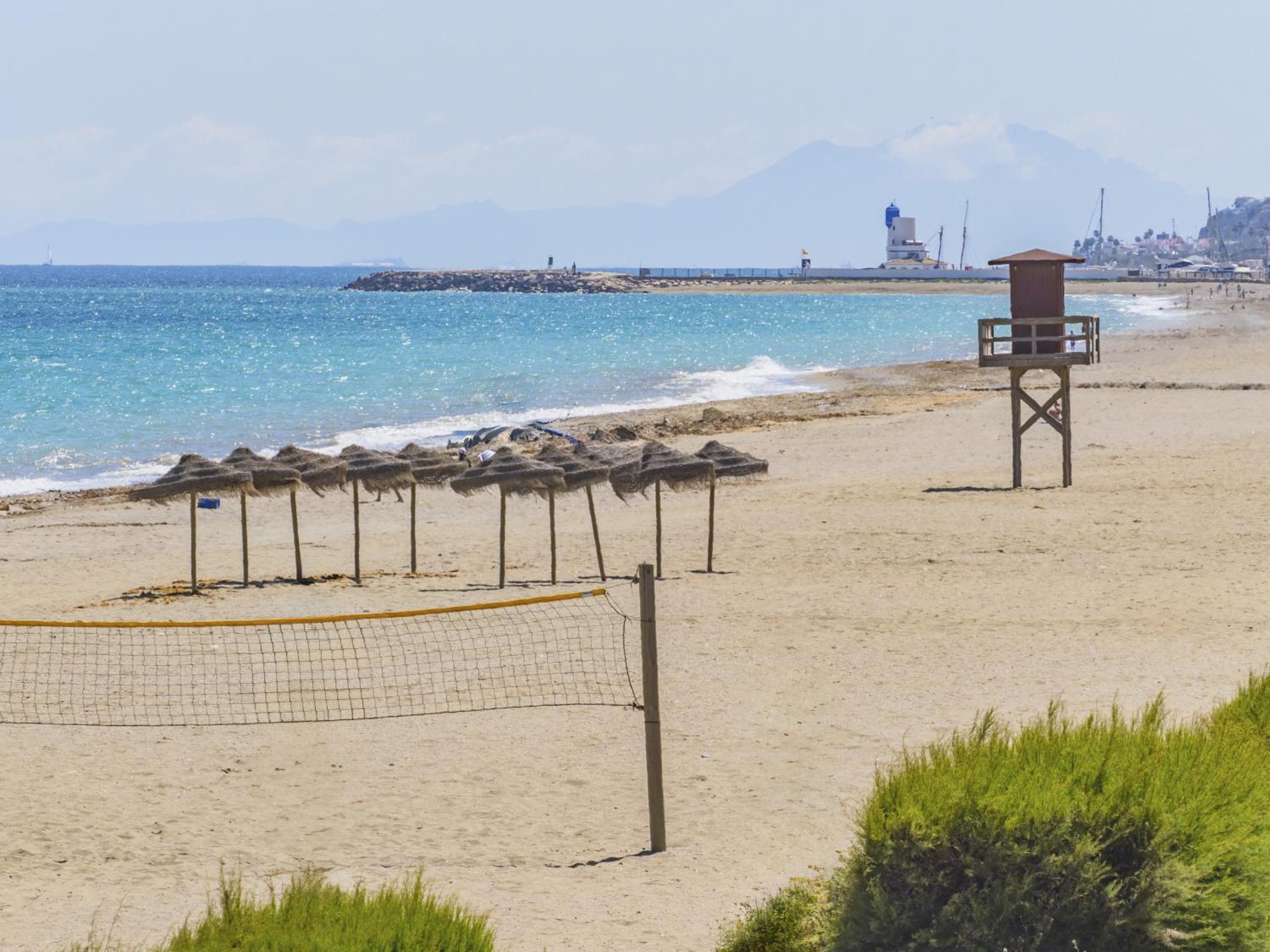 Cubo's Beachfront Marina de Casares House