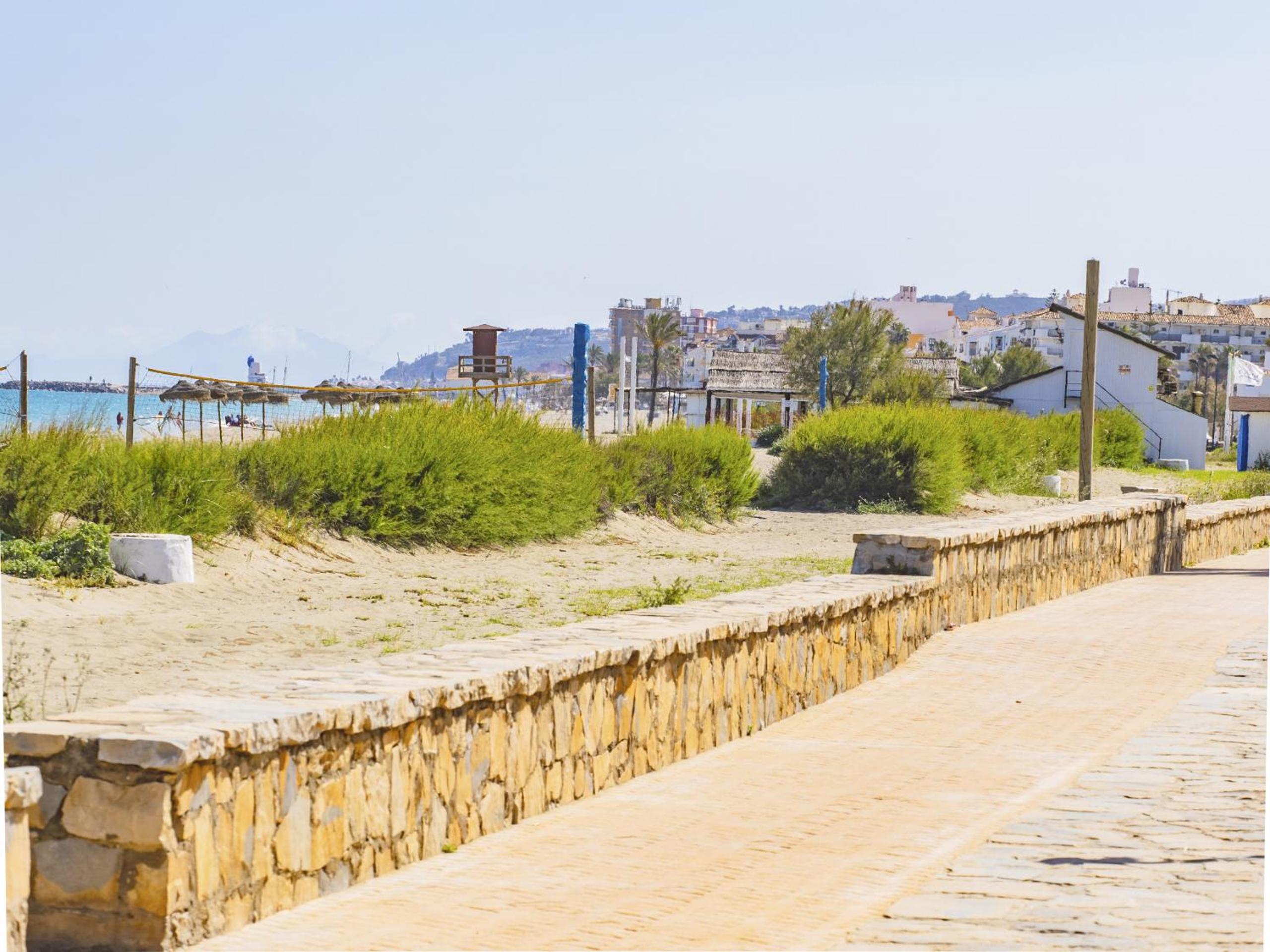 Cubo's Beachfront Marina de Casares House