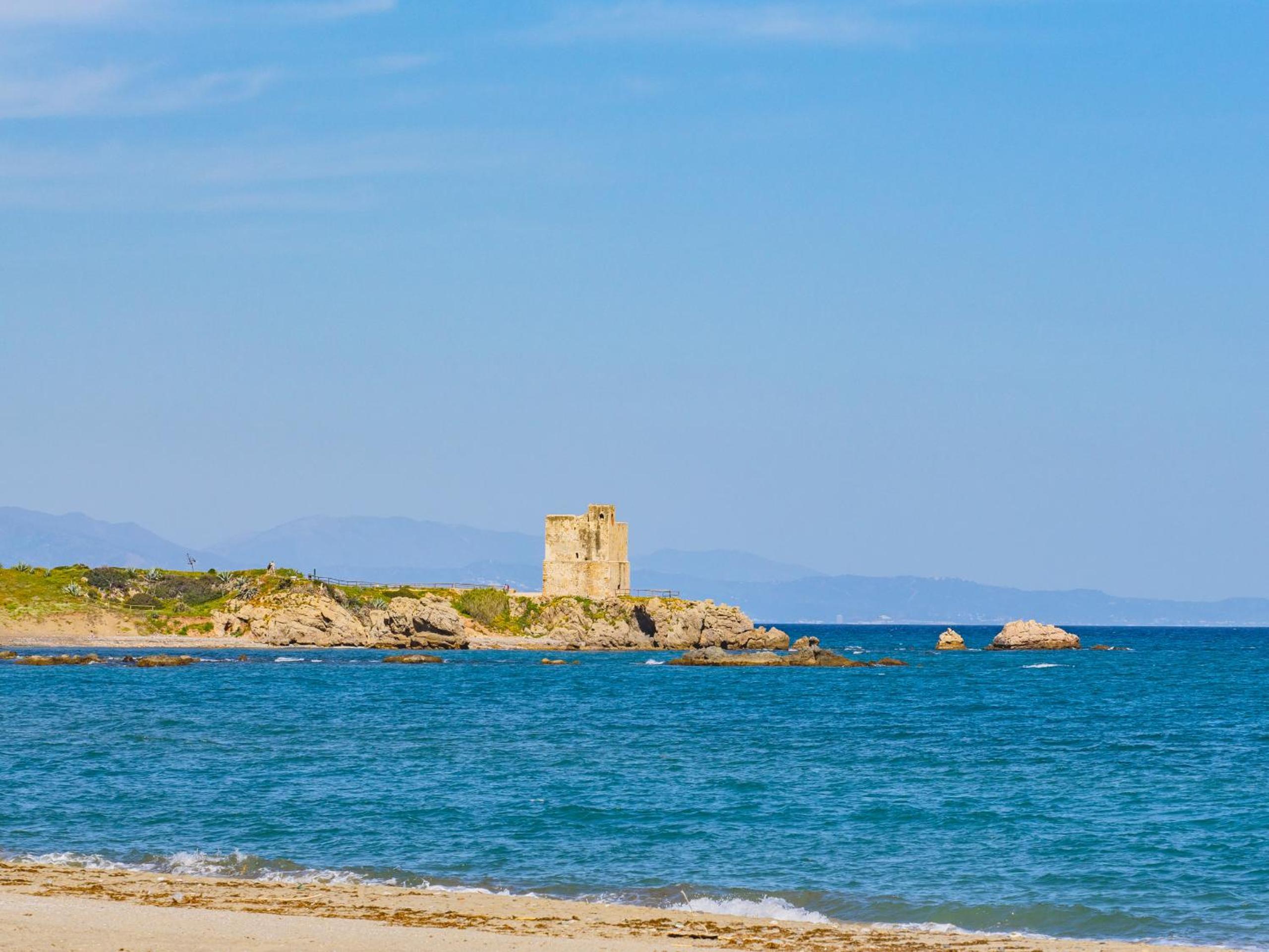 Cubo's Beachfront Marina de Casares House