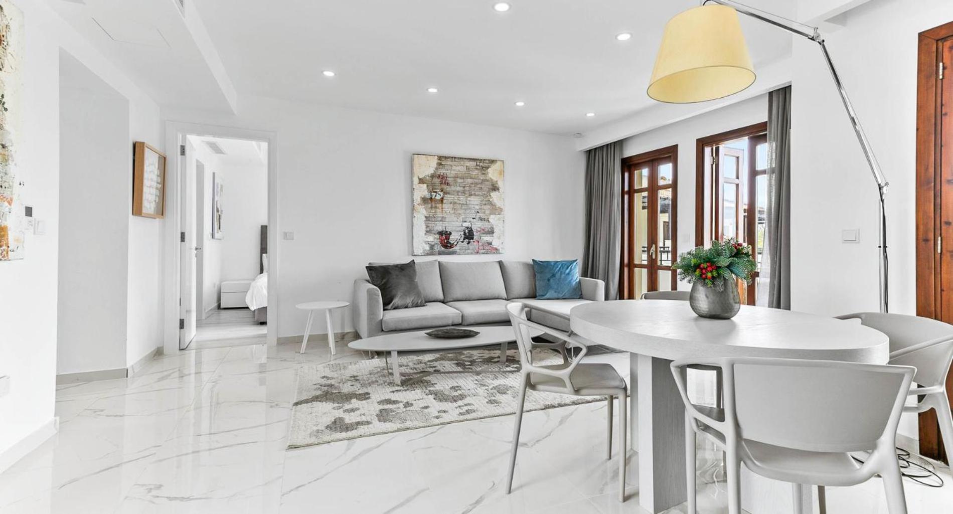 Modern Apartment DB12 - Aether, overlooking communal pool in heart of Aphrodite Hills