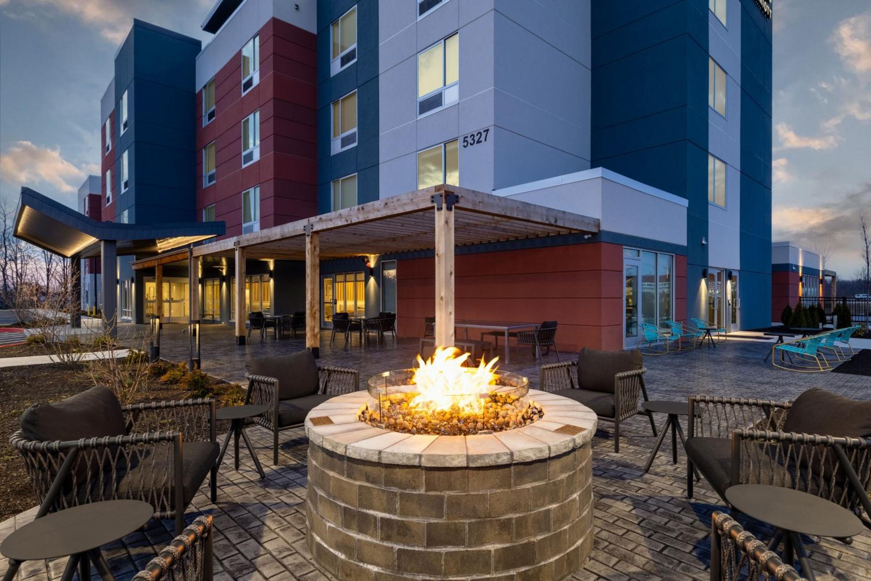 TownePlace Suites by Marriott Geneva at SPIRE Academy