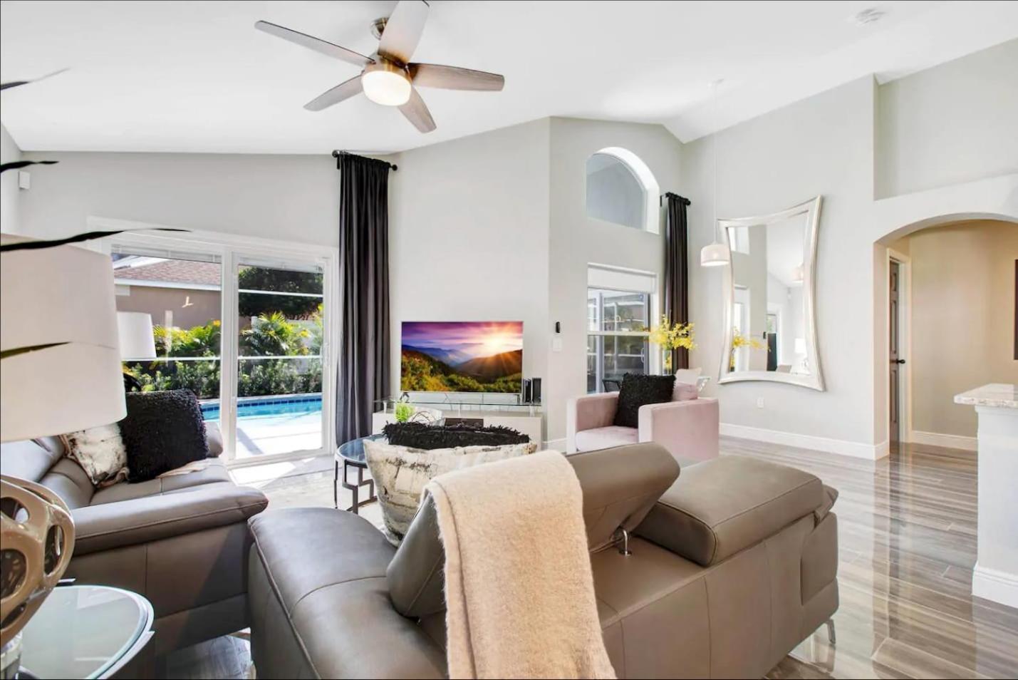 Retreat Near Orlando Park Golf Course view 4