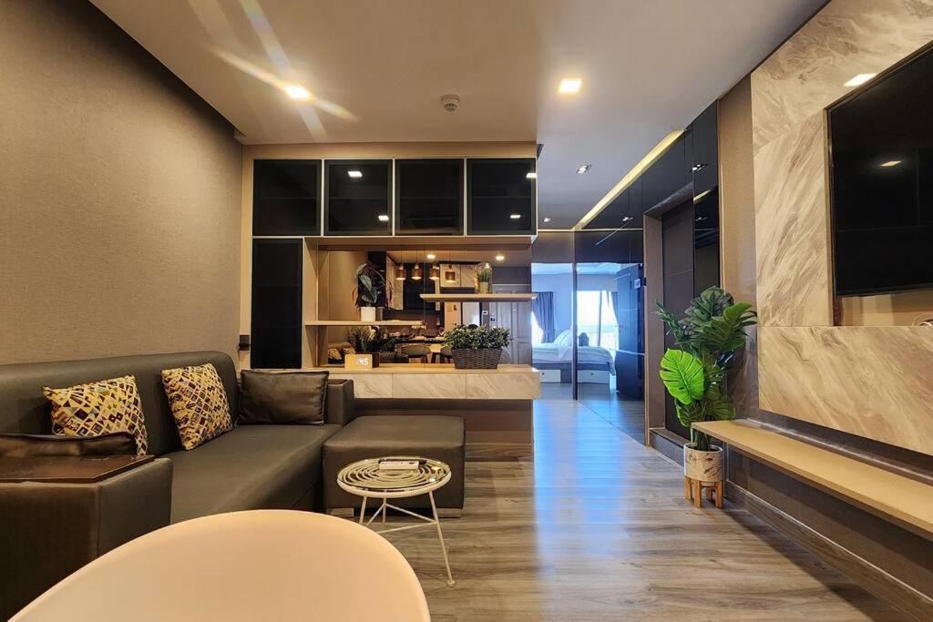 SelfCheckIn The State Tower RiverView 2Bedroom BTS ICONSIAM Silom Sathon