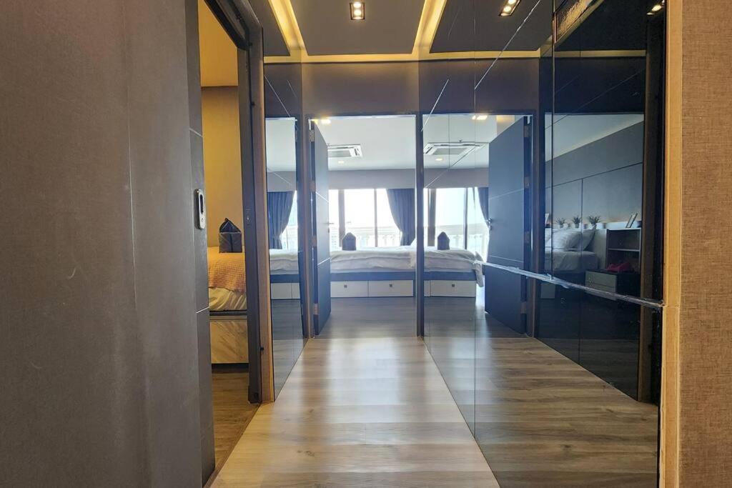 SelfCheckIn The State Tower RiverView 2Bedroom BTS ICONSIAM Silom Sathon