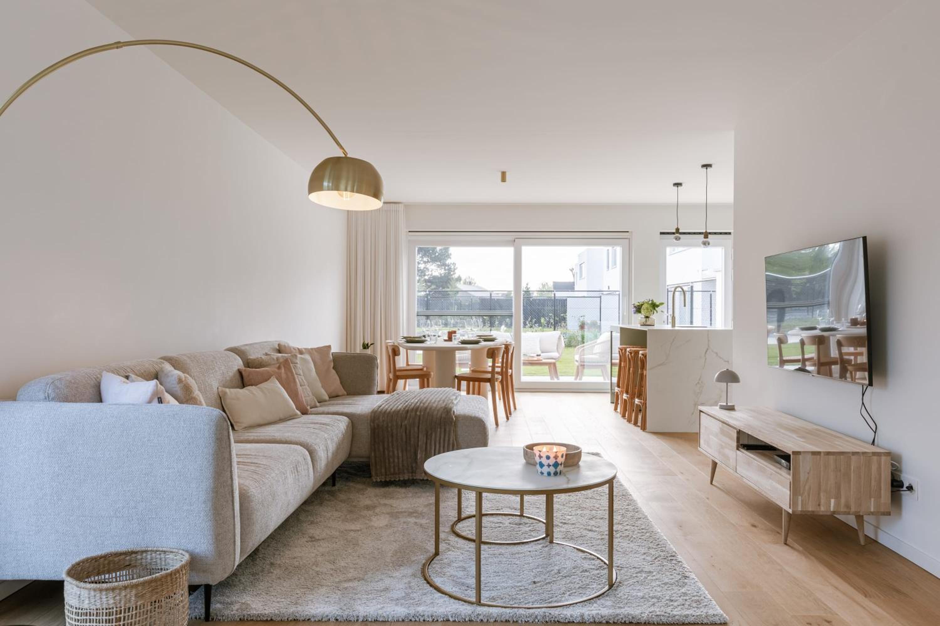 Huswell - Brand new house 