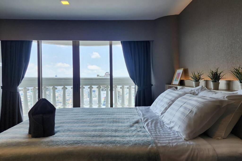 SelfCheckIn The State Tower RiverView 2Bedroom BTS ICONSIAM Silom Sathon