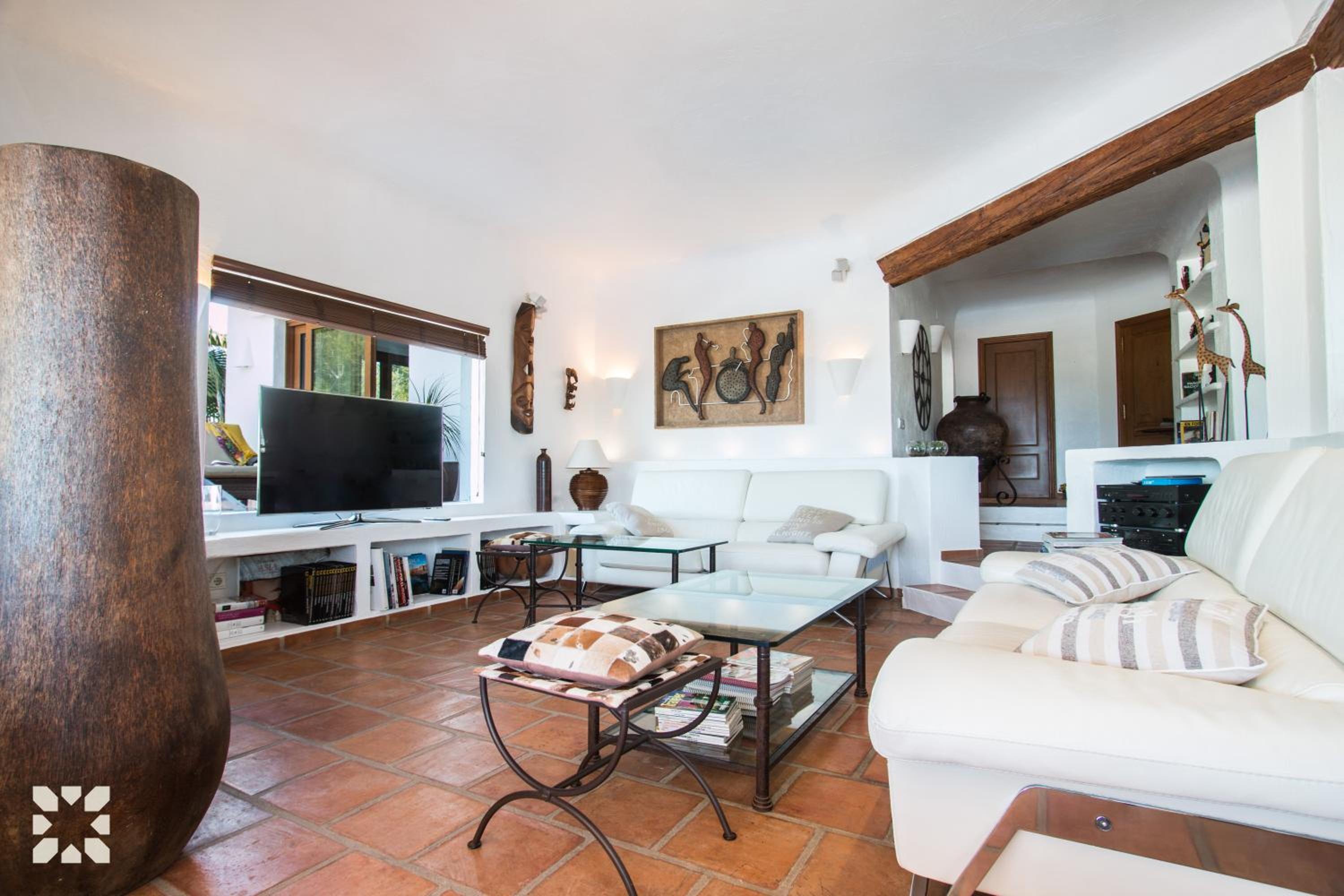 Villa Mistral by Abahana Villas view 5