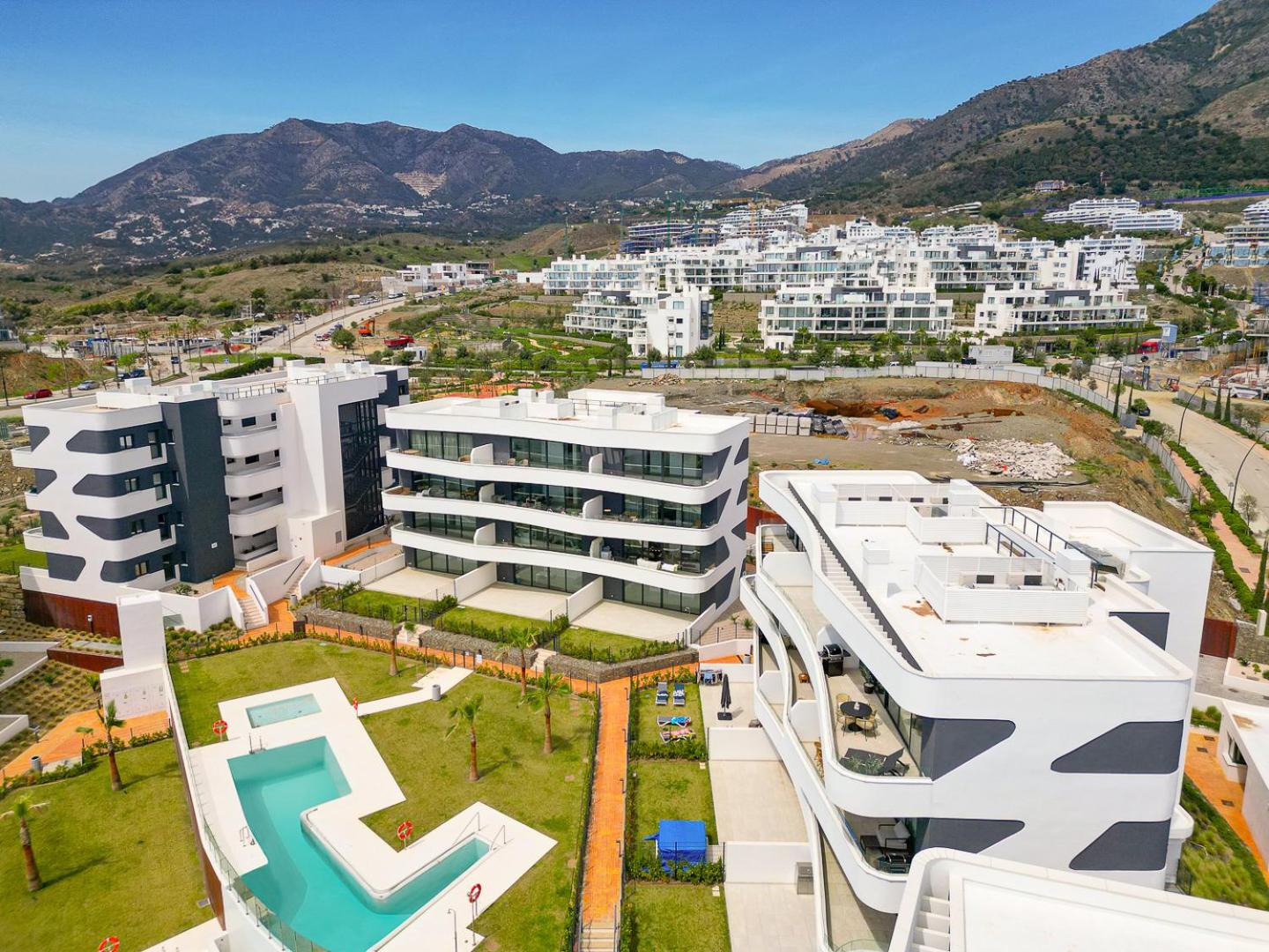 Higueron West Property Collection - La Vida Feliz Andalucia by HWPC