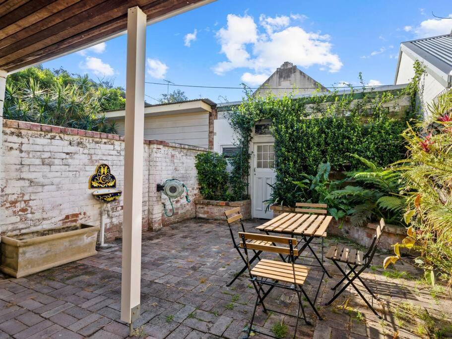 4BR House with Garage near ICC & Darling Harbour & CBD