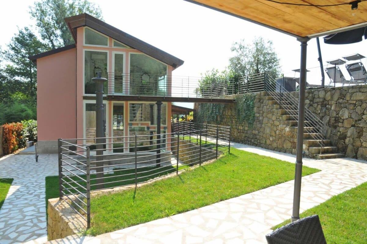 Modern villa with lush surroundings view 5