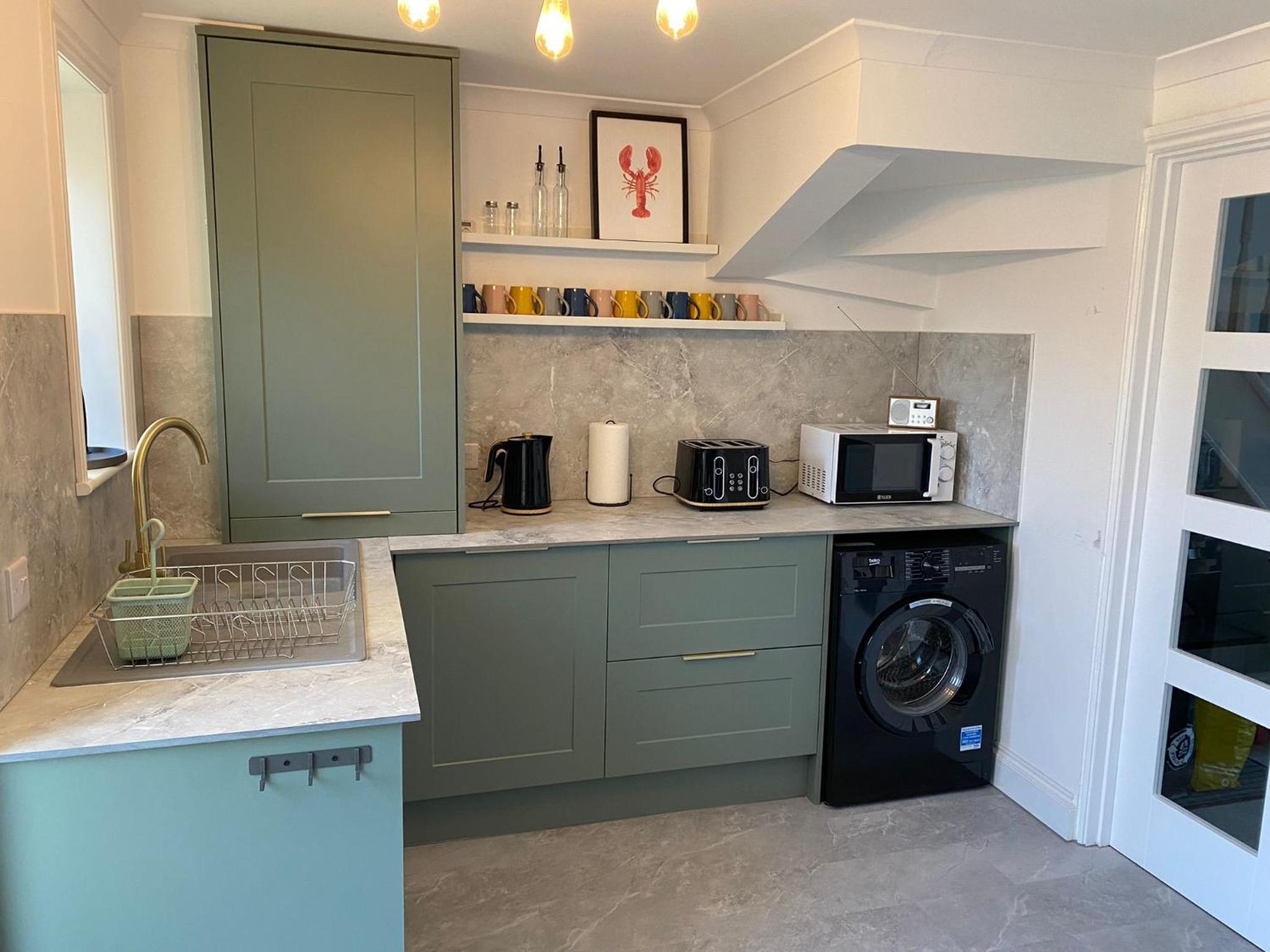 4 Bed House in Lovely Cornish Town view 3