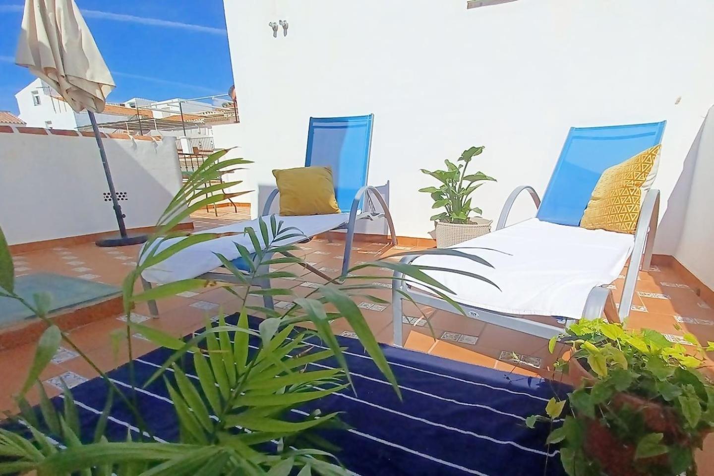 Tipica Casa En Frigiliana con patio y terraza