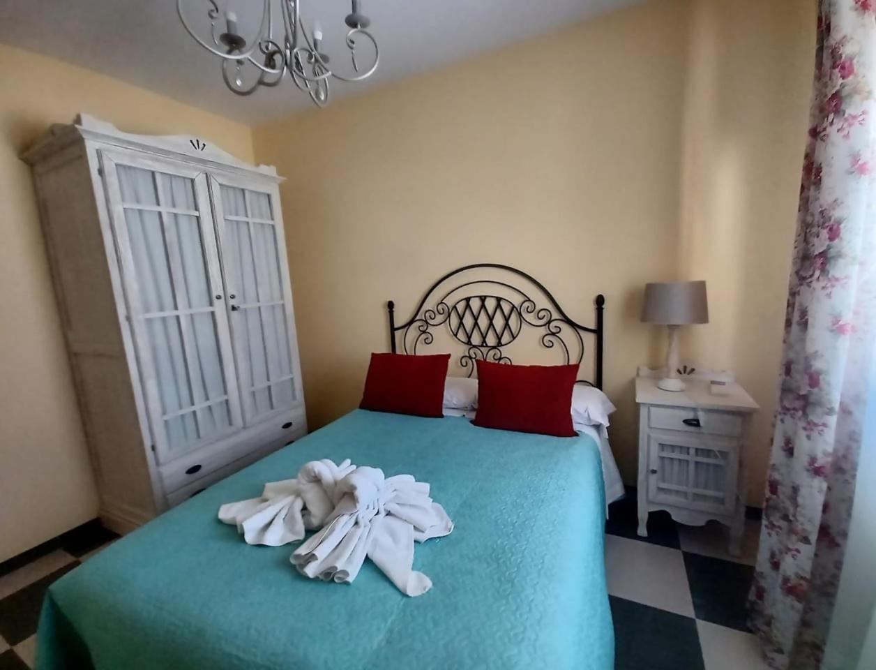 Tipica Casa En Frigiliana con patio y terraza