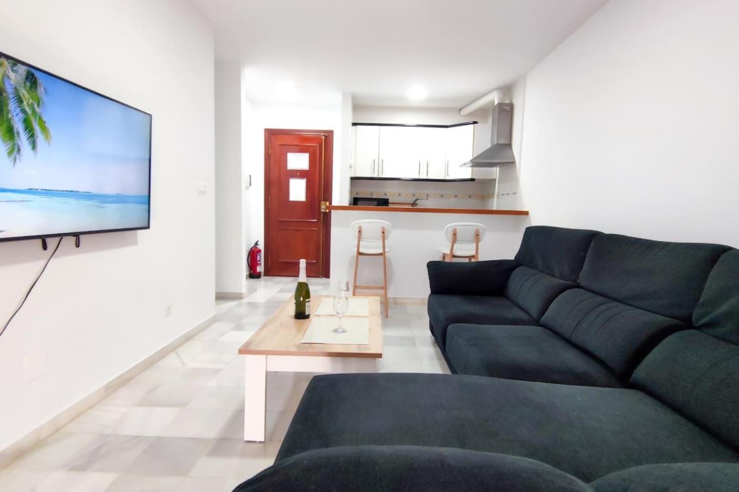 FANTÁSTICO APARTAMENTO TOTALMENTE RENOVADO