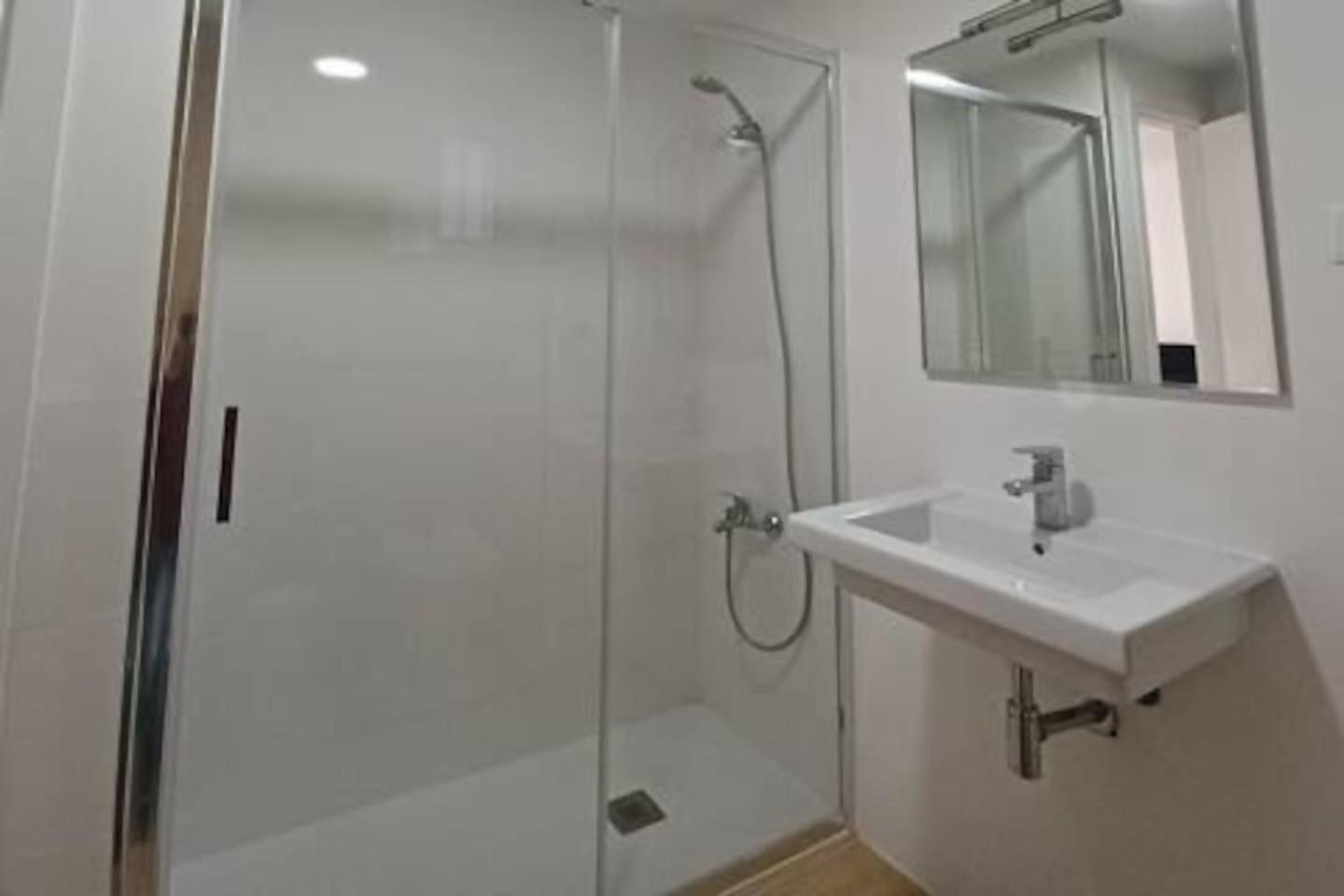 FANTÁSTICO APARTAMENTO TOTALMENTE RENOVADO