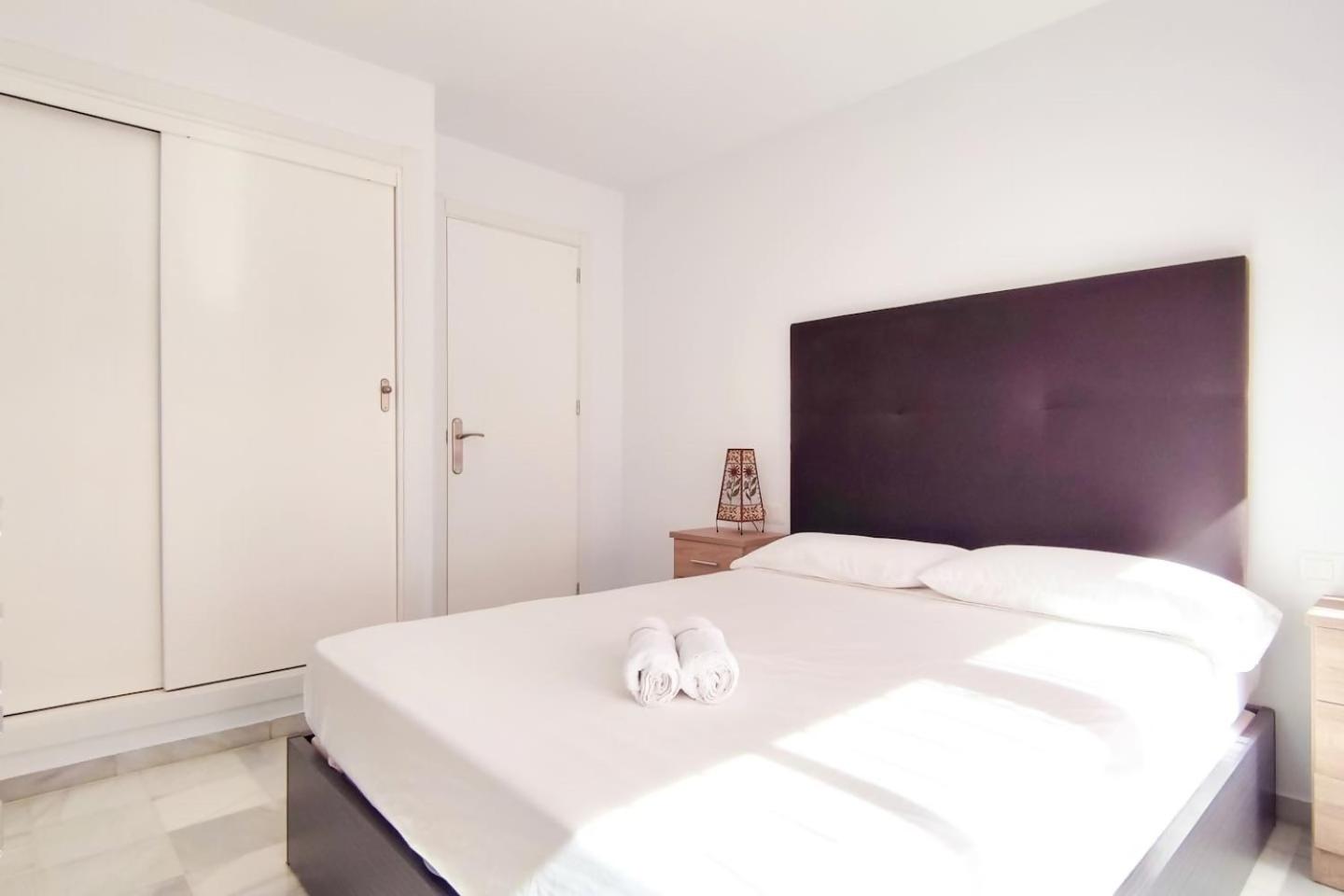 FANTÁSTICO APARTAMENTO TOTALMENTE RENOVADO