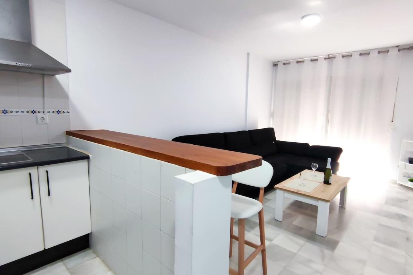 FANTÁSTICO APARTAMENTO TOTALMENTE RENOVADO