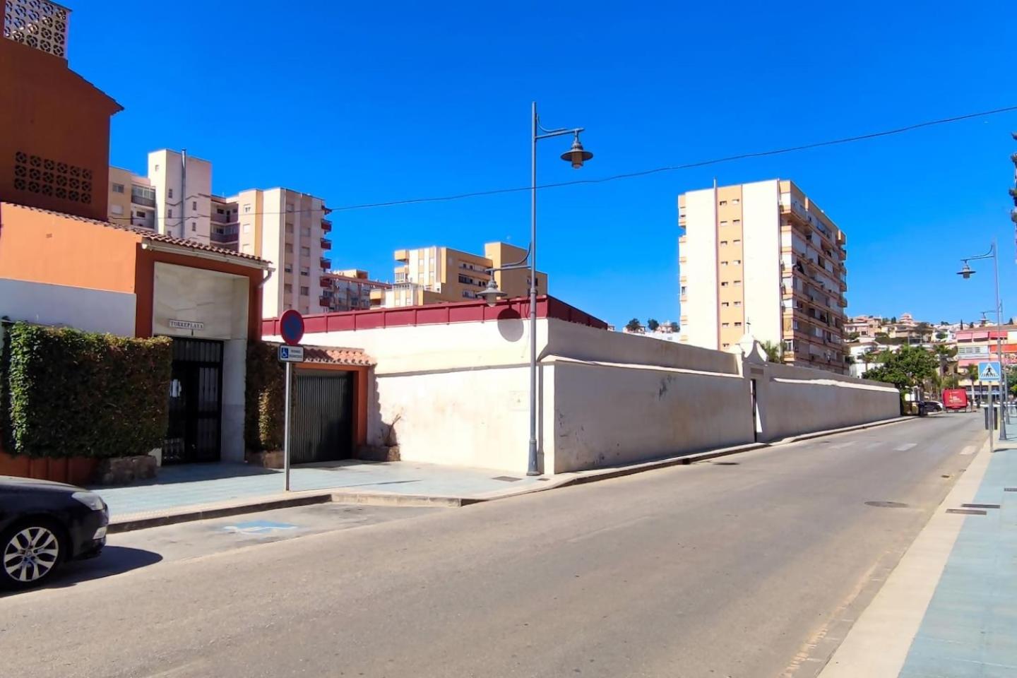 FANTÁSTICO APARTAMENTO TOTALMENTE RENOVADO