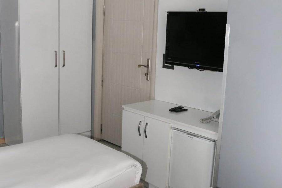 Bayer Hotel - Image 26