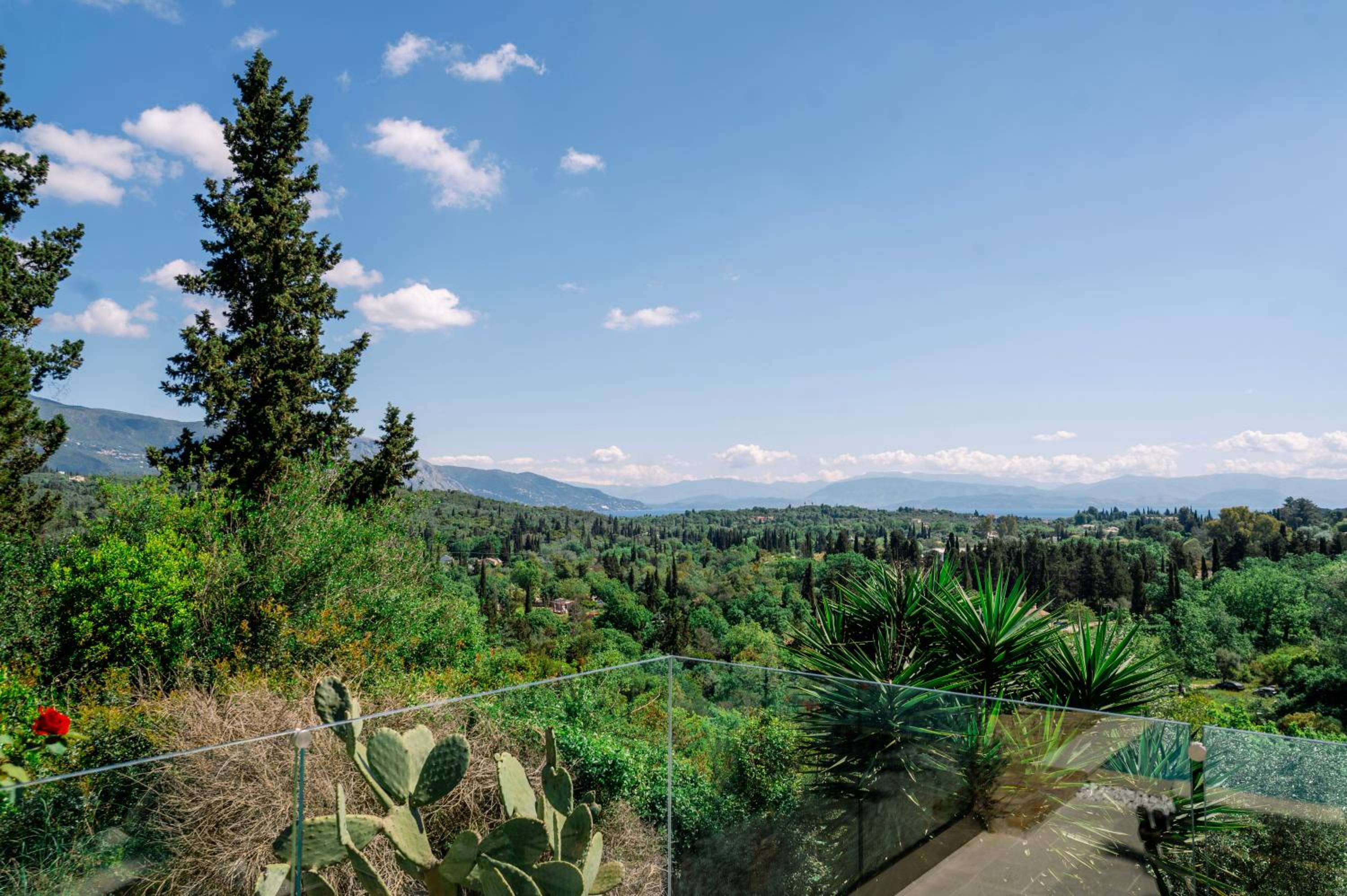 Villa Fioraki