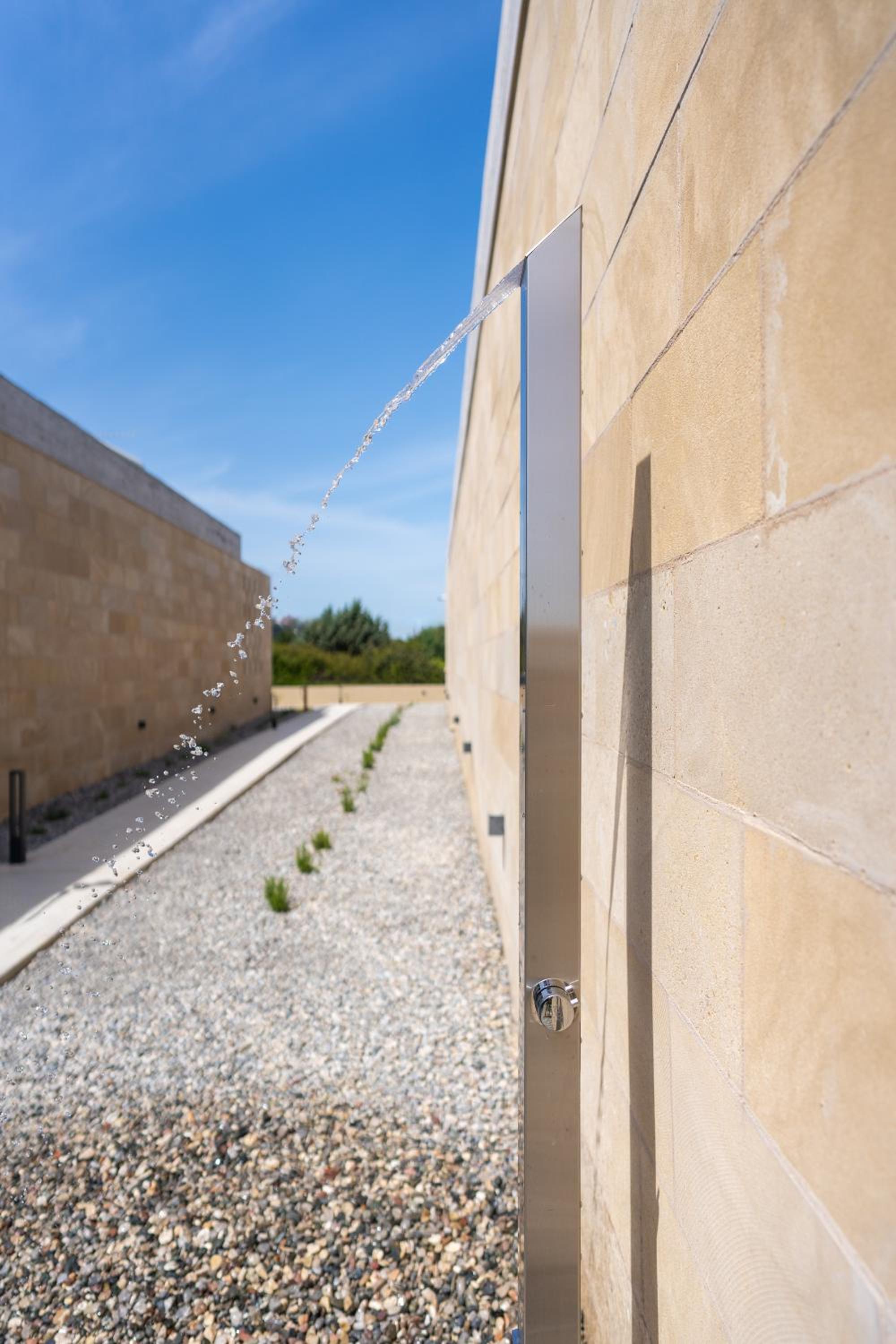 Linear Cabanon Kallithea Luxury Villas