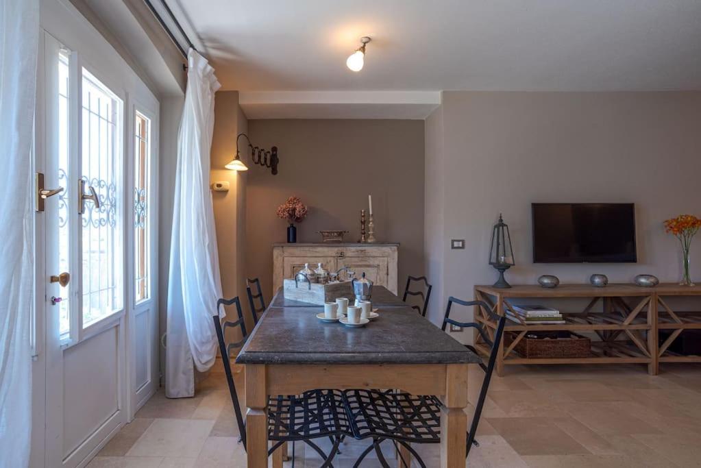 Suite in Villa Emilia- amazing lake view