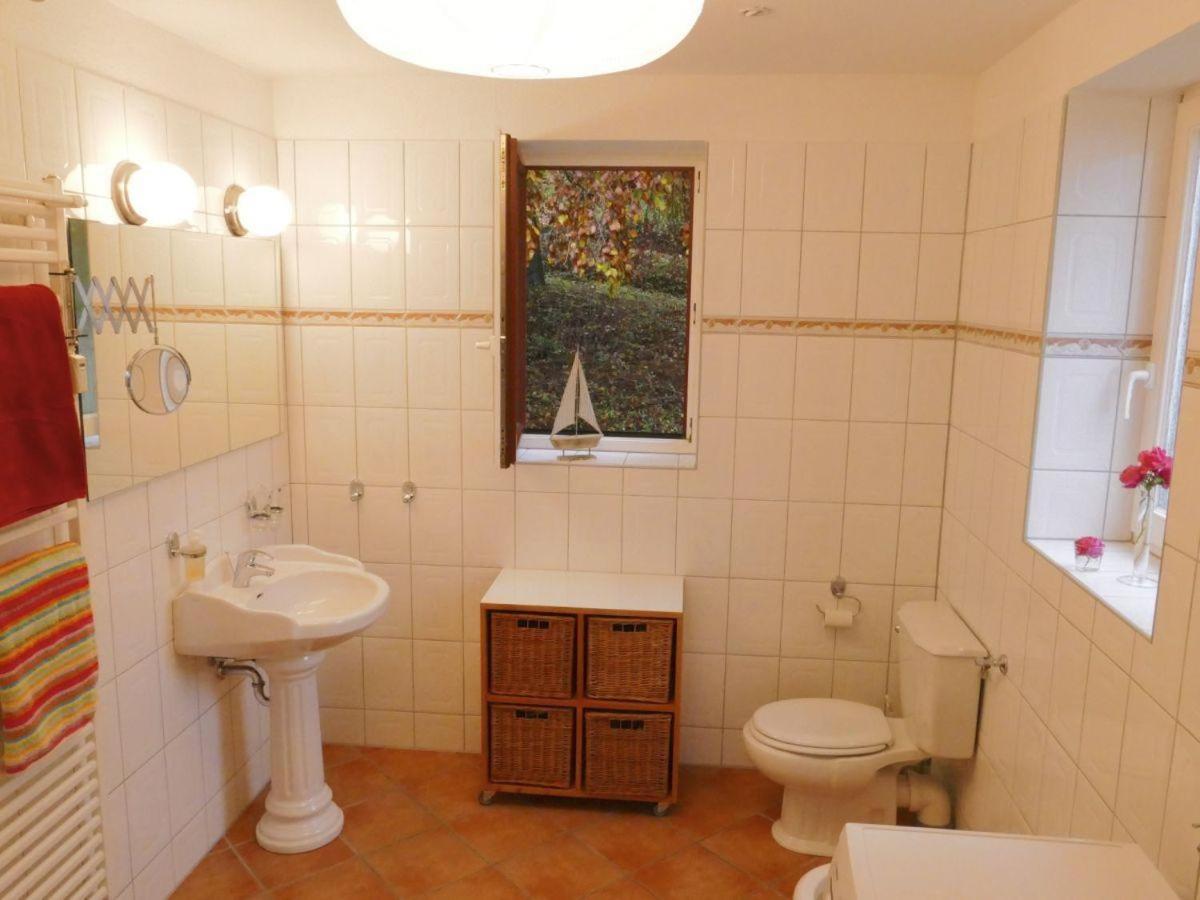 Ferienhaus-mit-direktem-Zugang-zum-Kellersee