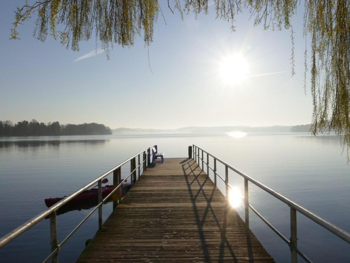 Ferienhaus-mit-direktem-Zugang-zum-Kellersee