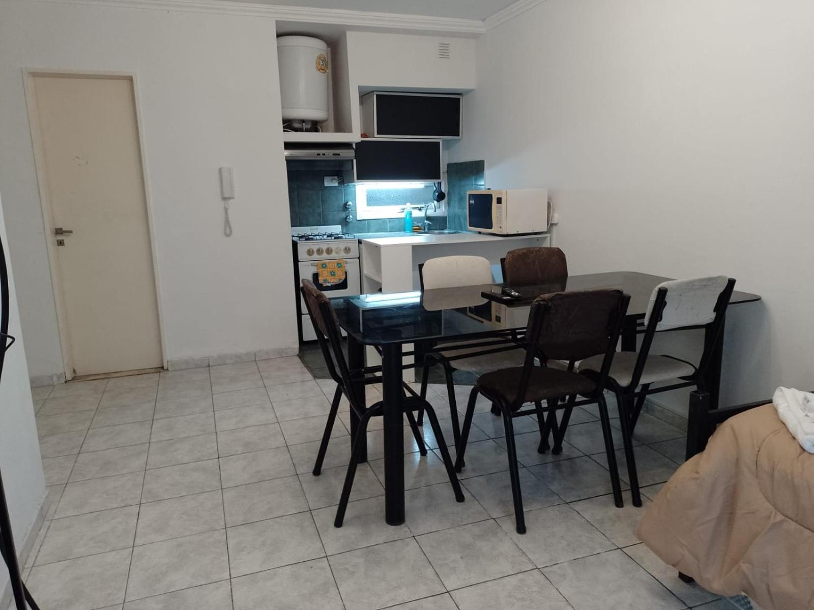 Departamento Centrico - Patio - Parrillero